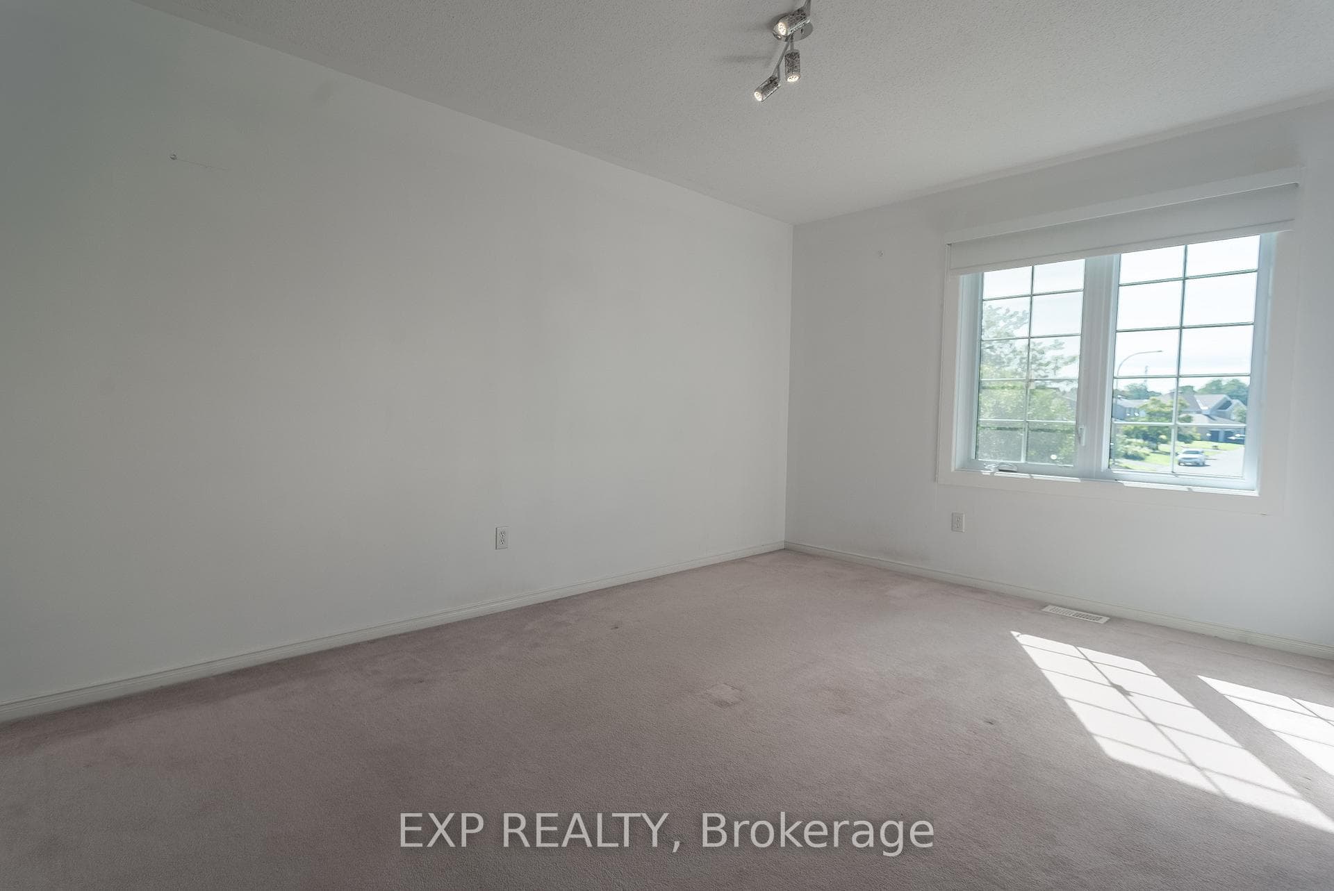 28 Chartwell Avenue photo 39