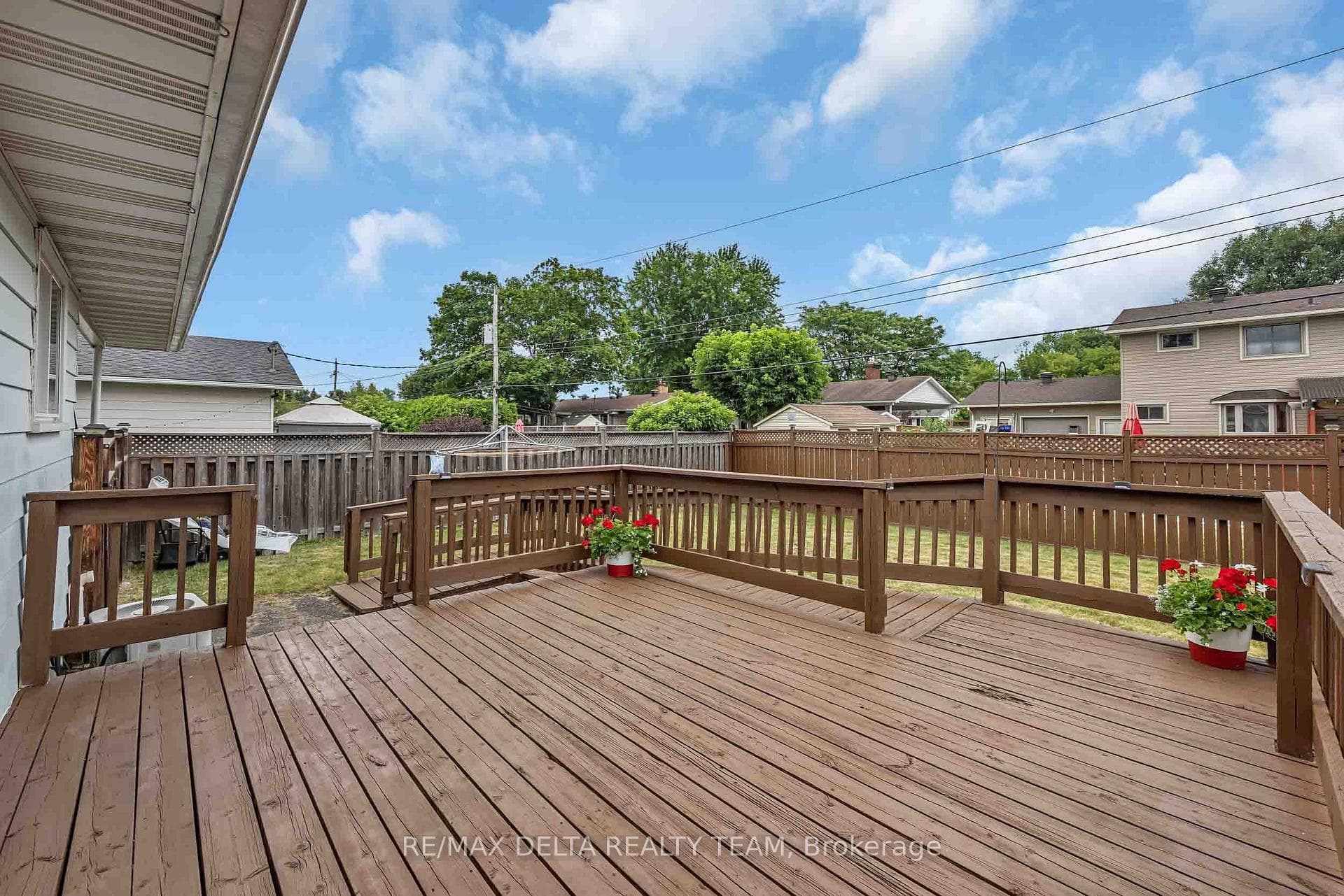 278 Gleneagles Avenue photo 24