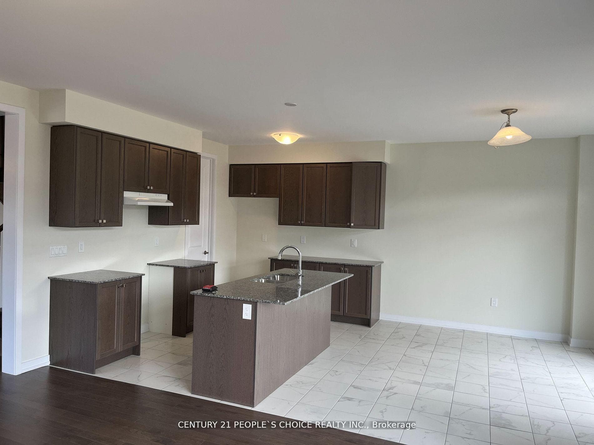 3 Garland Avenue photo 13