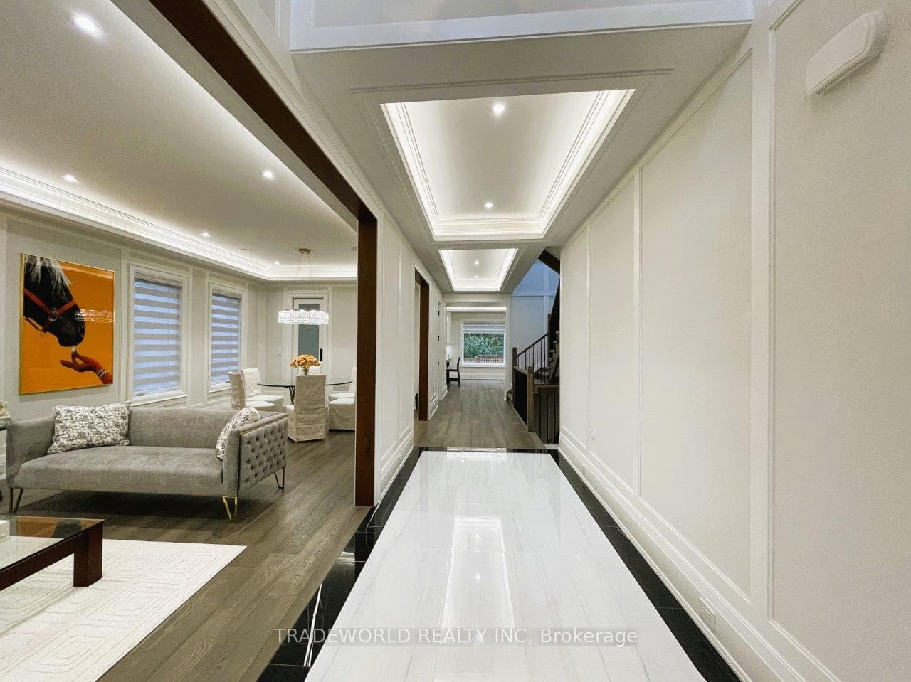 90 Fred Varley Drive photo 3