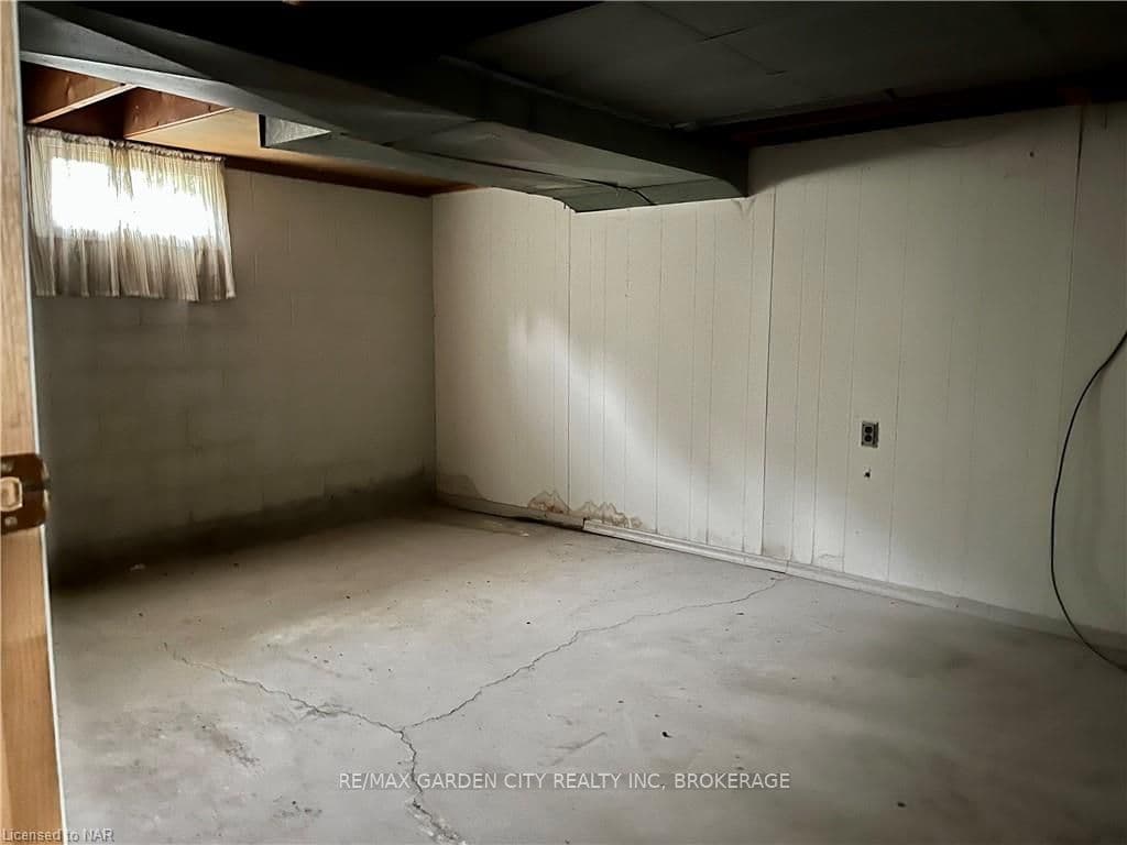 Unfinished basement