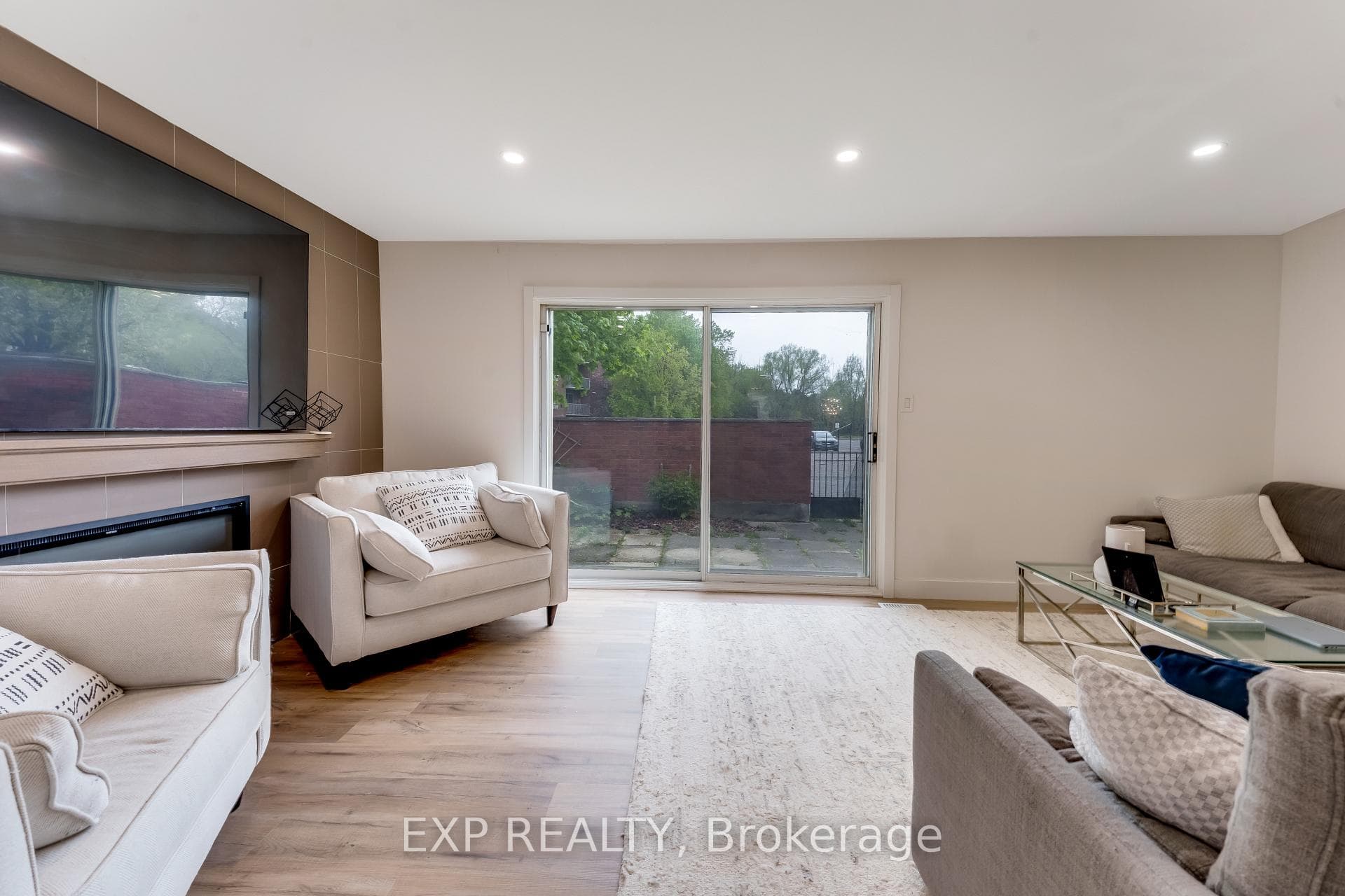 770 Fanshawe Park Road Unit 26 photo 16