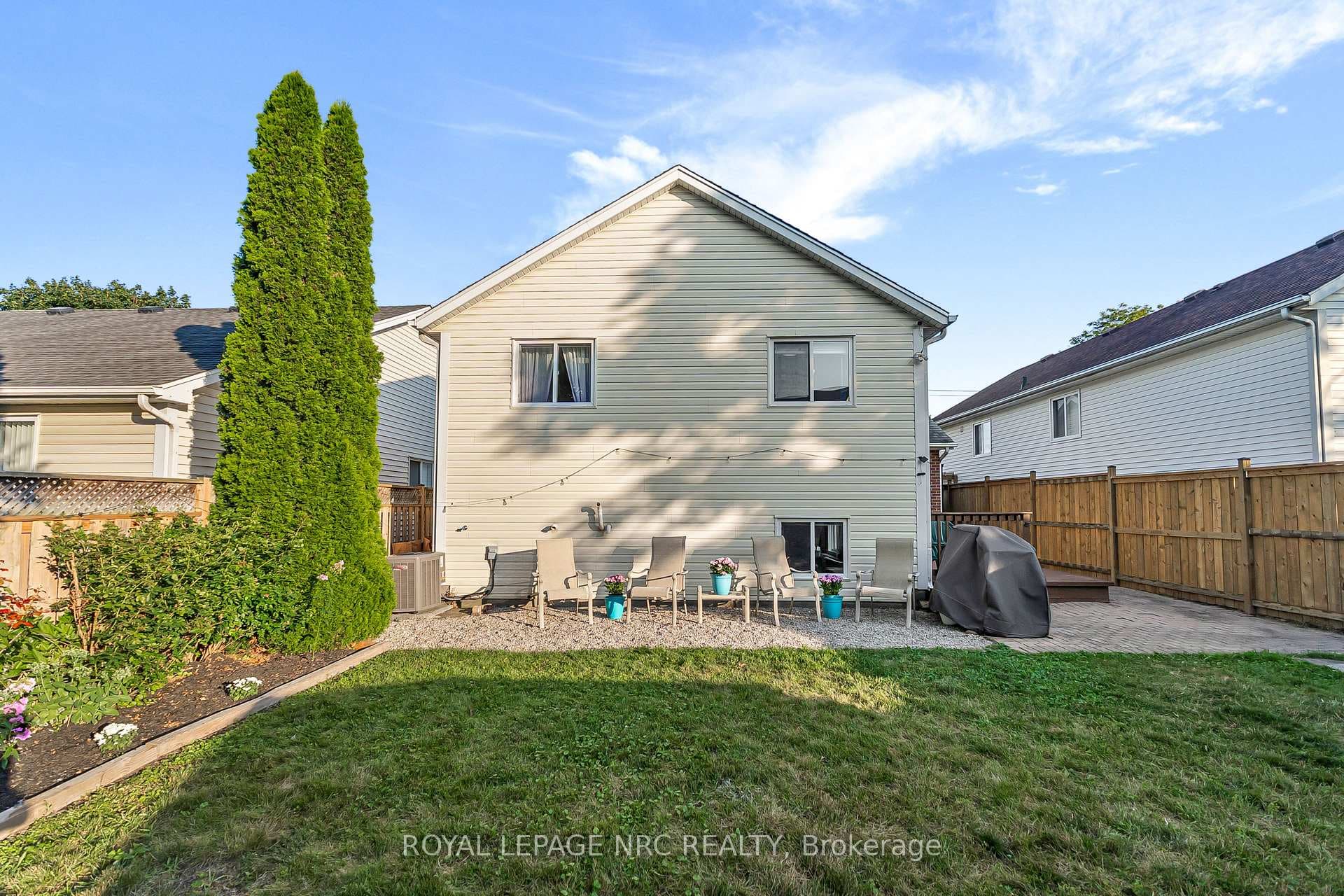 551 Scott Street photo 33
