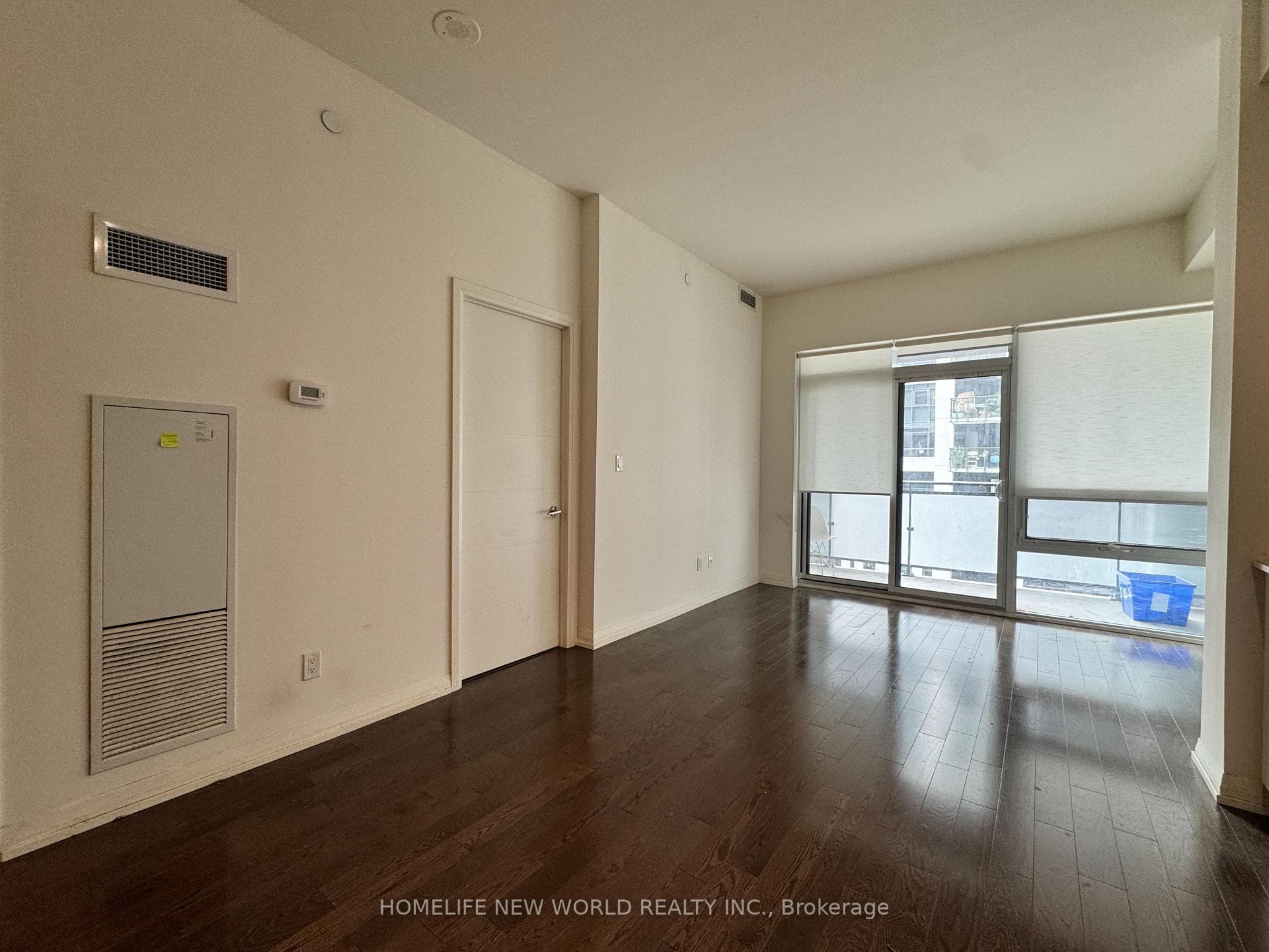 460 Adelaide Street Unit 925 photo 9