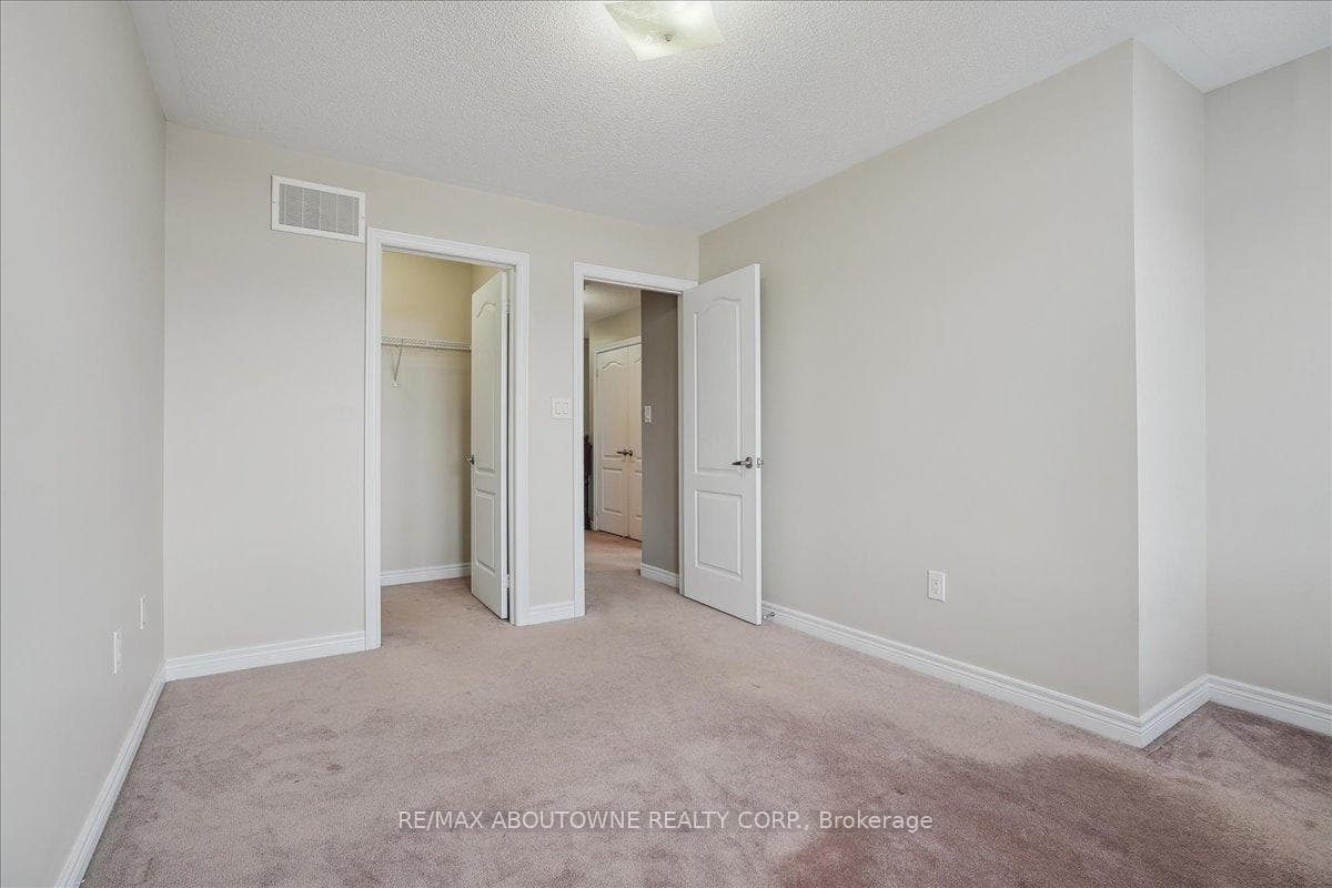 2548 Grand Oak Trail photo 26