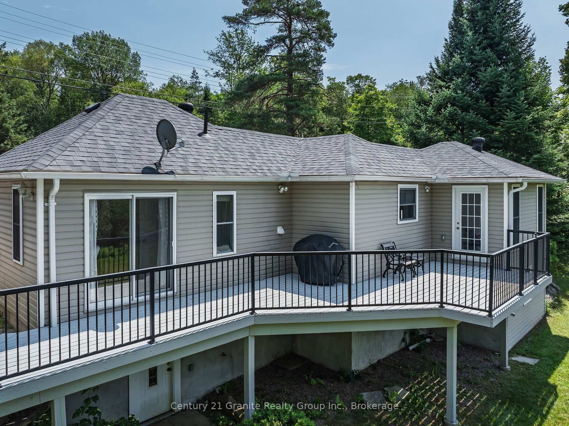 7177 Gelert Road photo 40