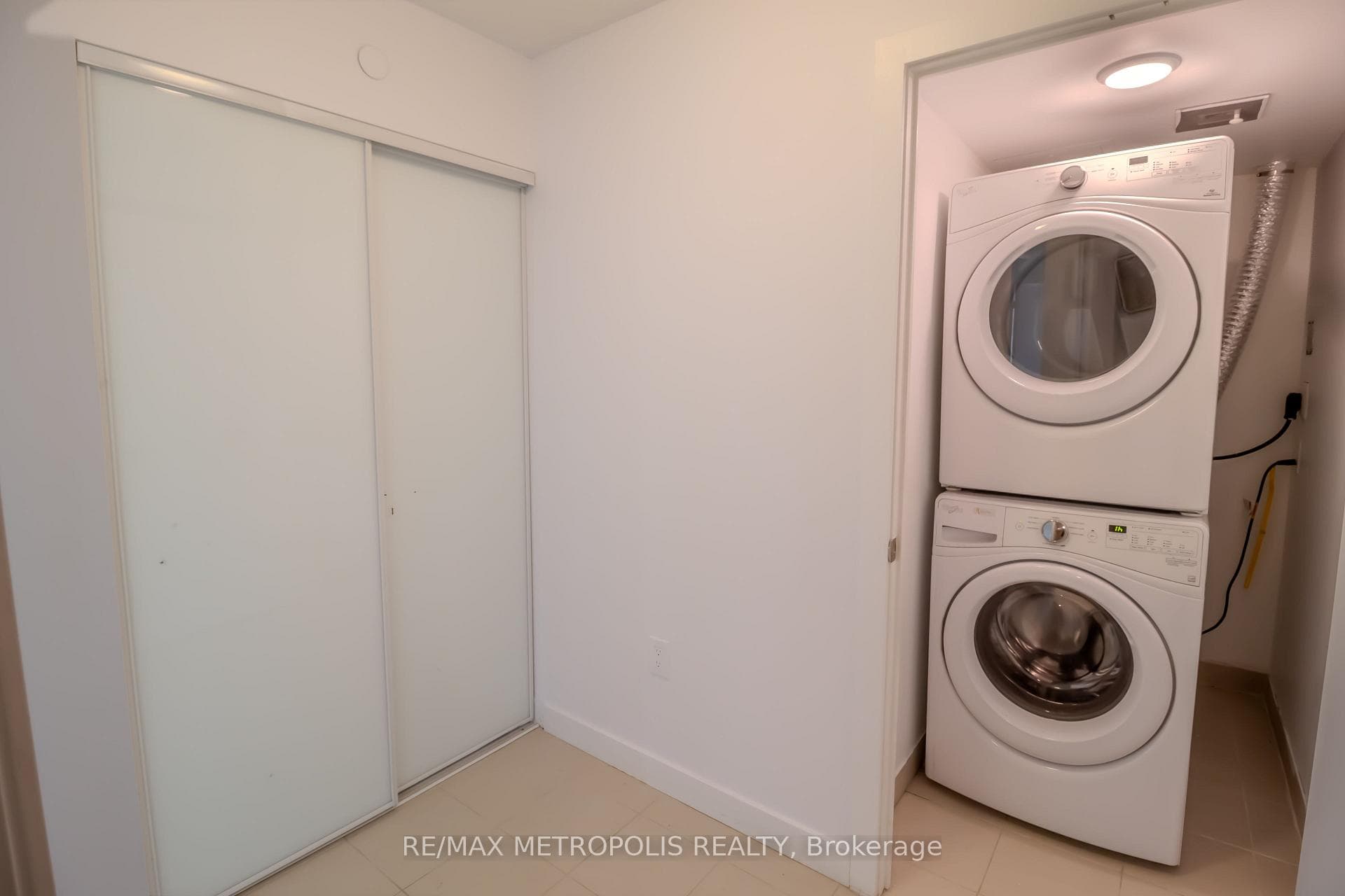 1346 Danforth Road Unit 913 photo 7