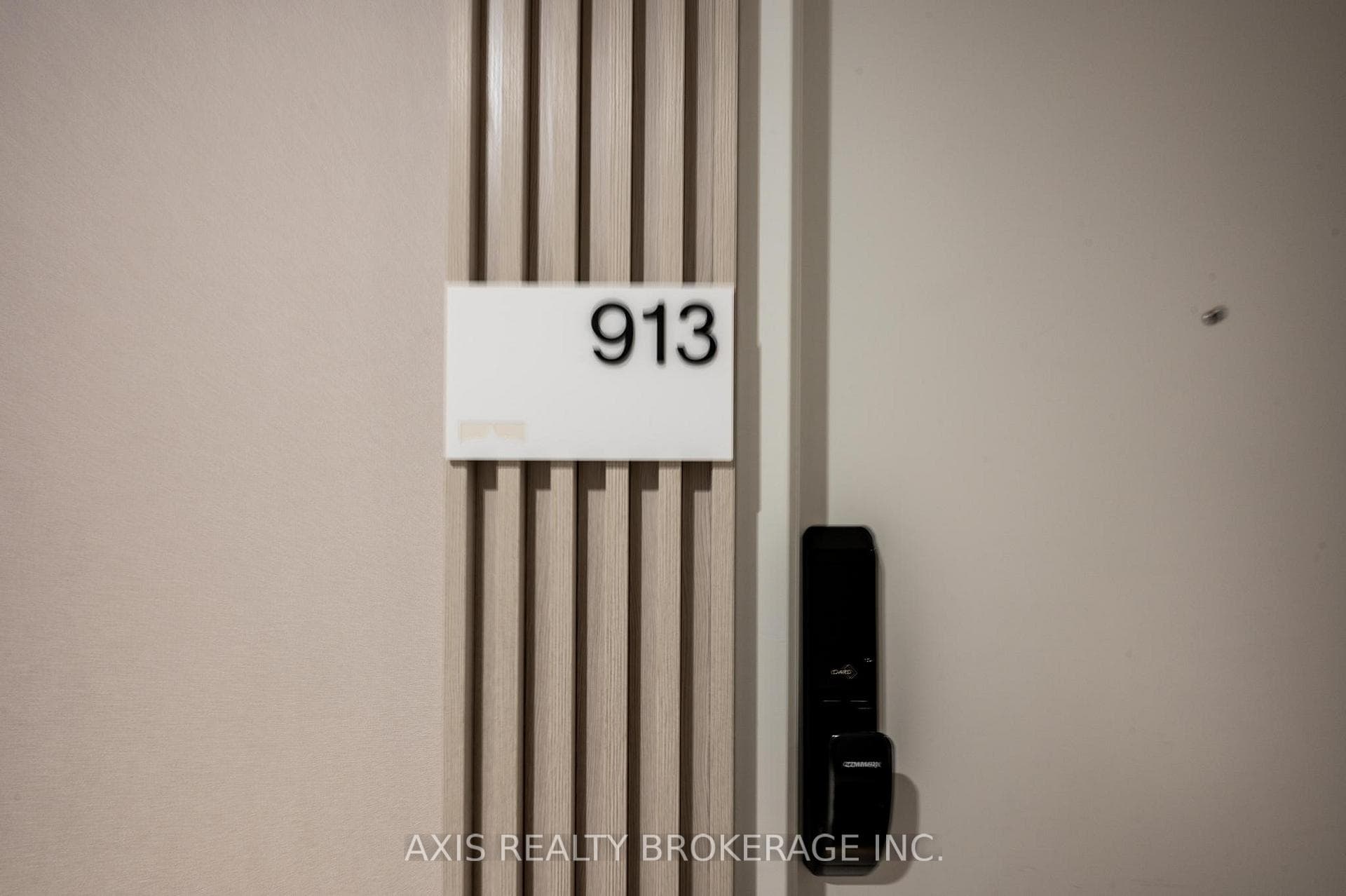28 Ann Street Unit 913 photo 7