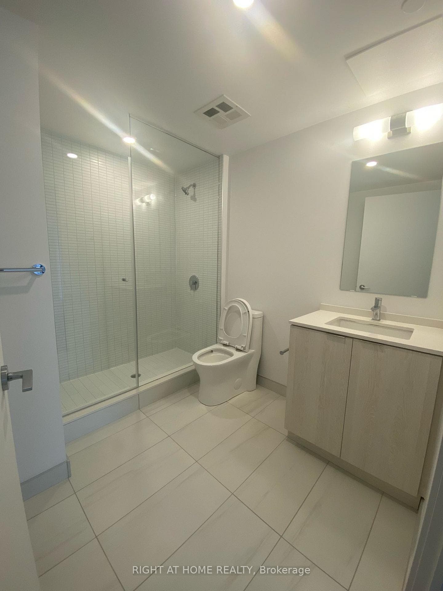 M- Bed Ensuite