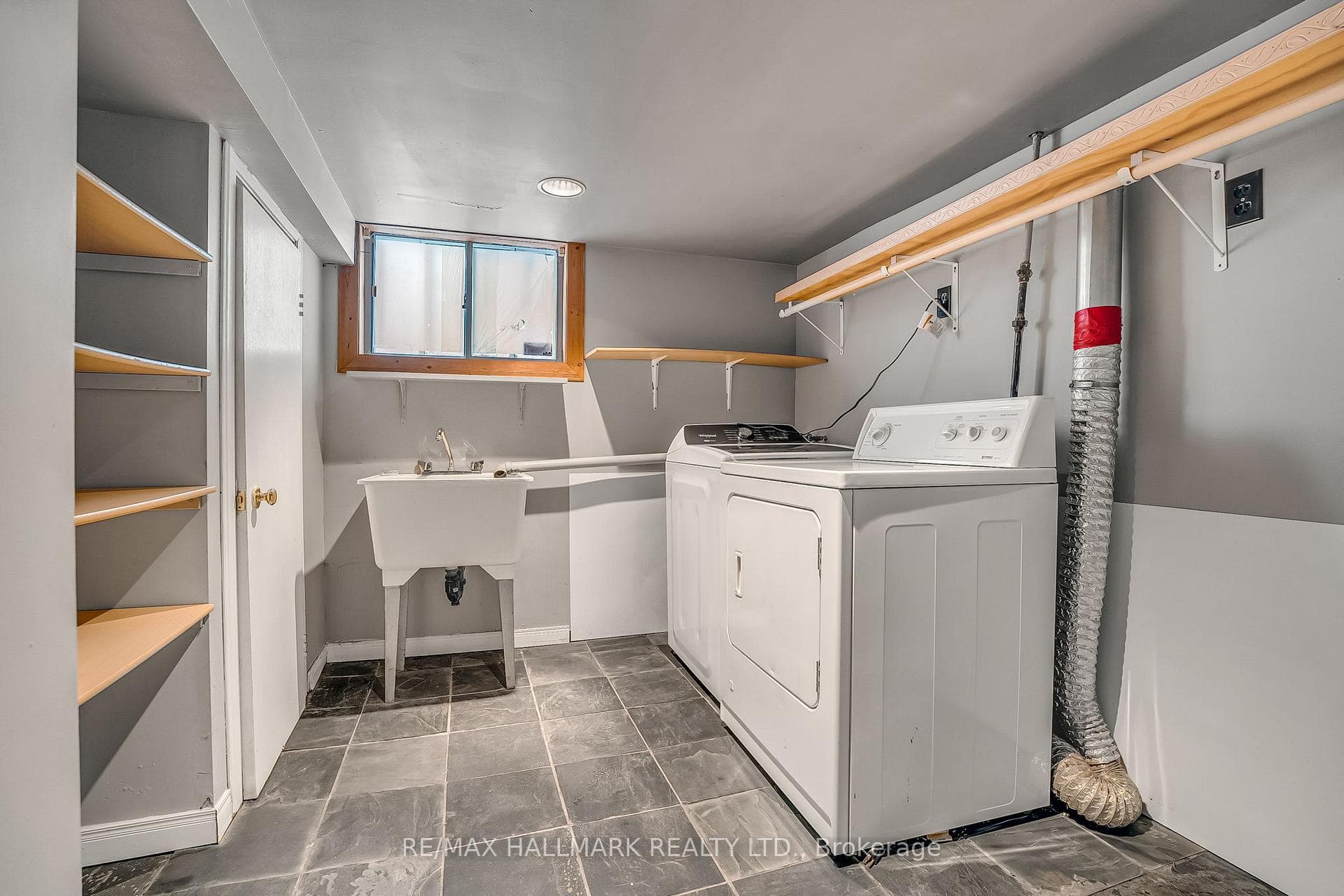 4 Meadow Avenue photo 22