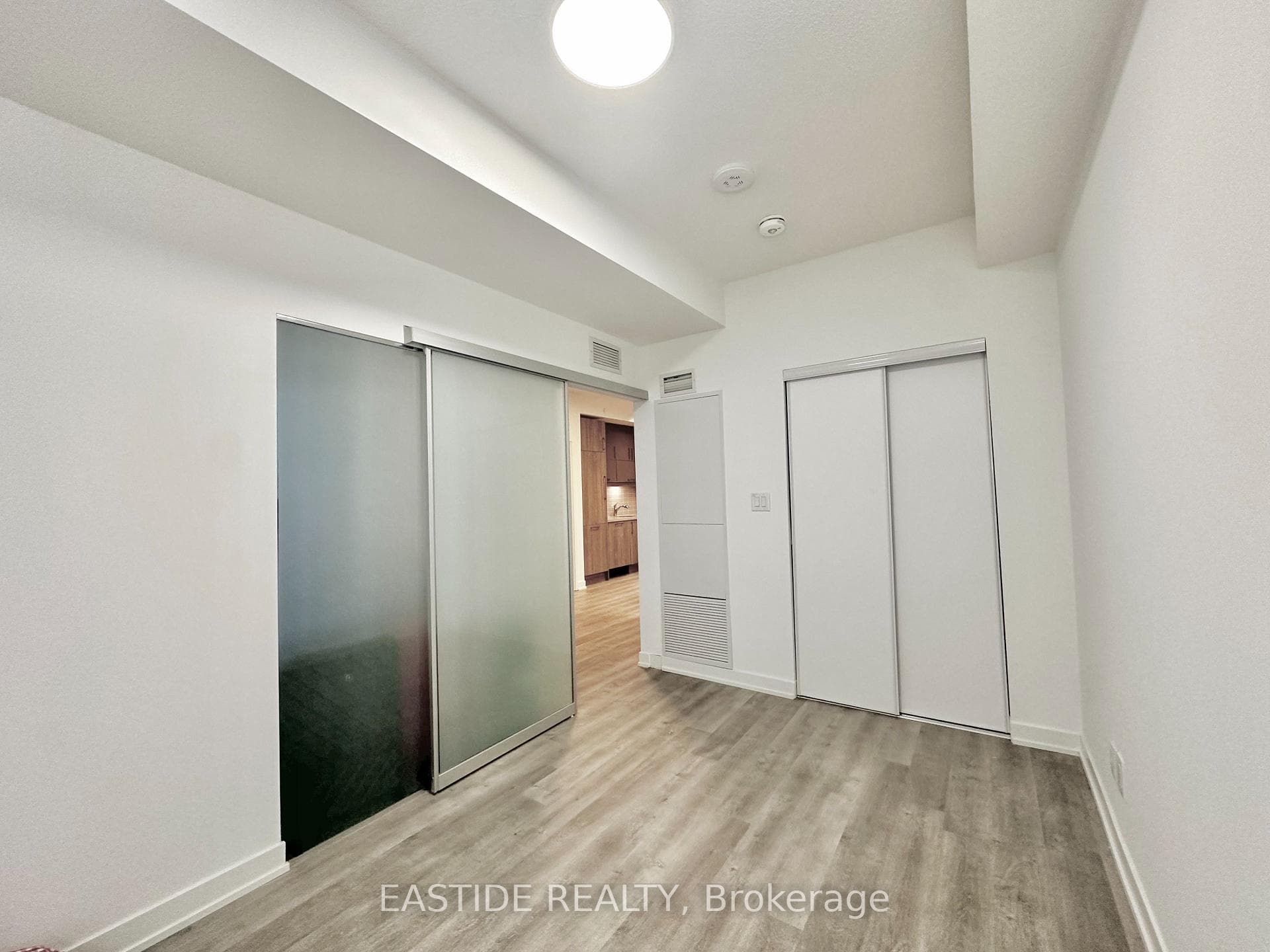 8119 Birchmount Road Unit 838 photo 11