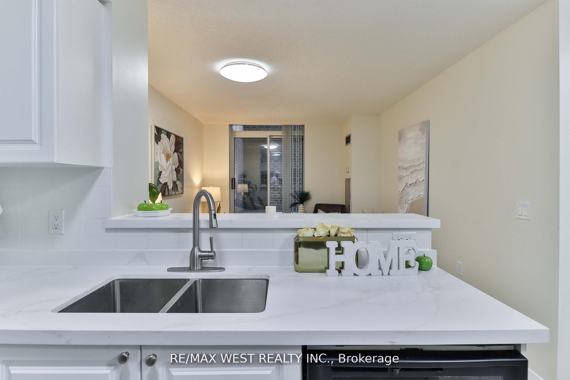 22 Olive Avenue Unit 216 photo 36