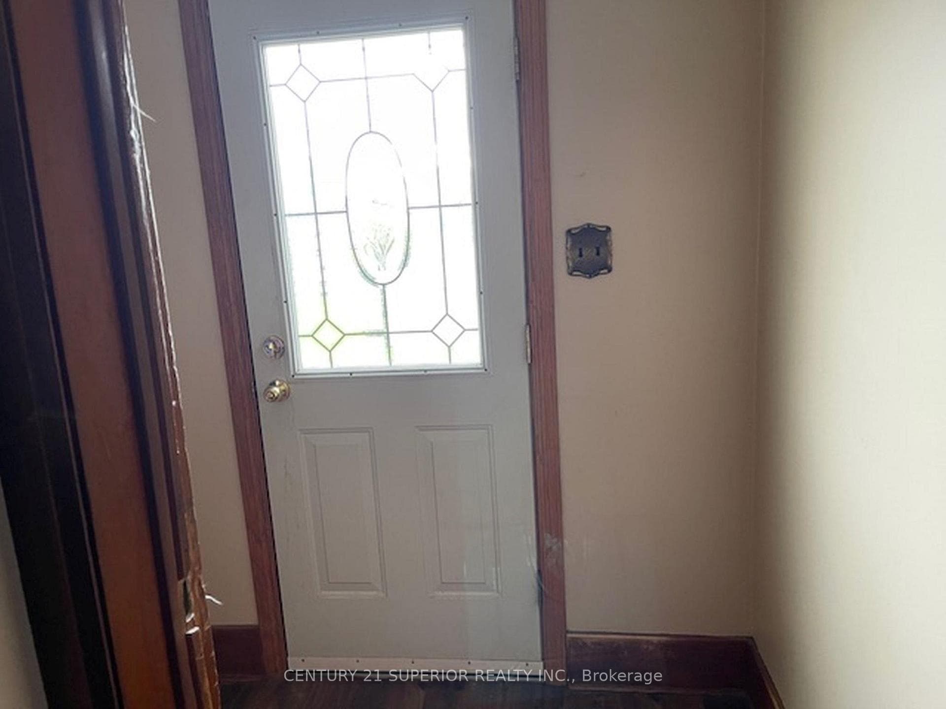 52 Dixon Street photo 3