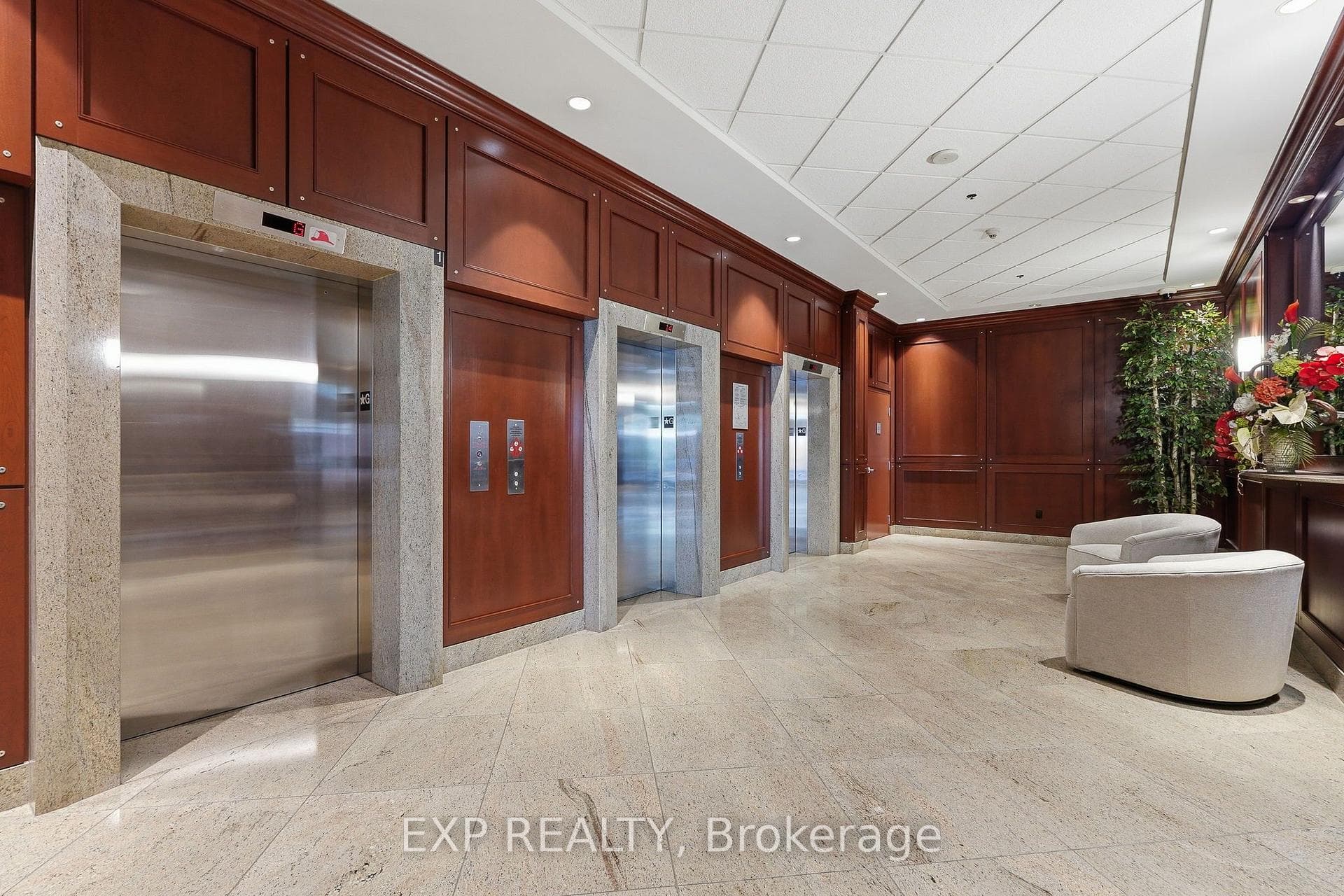 234 Rideau Street Unit 304 photo 5