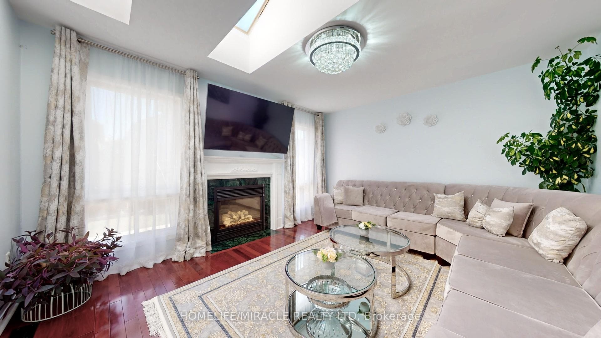 93 Narrow Valley Crescent photo 8