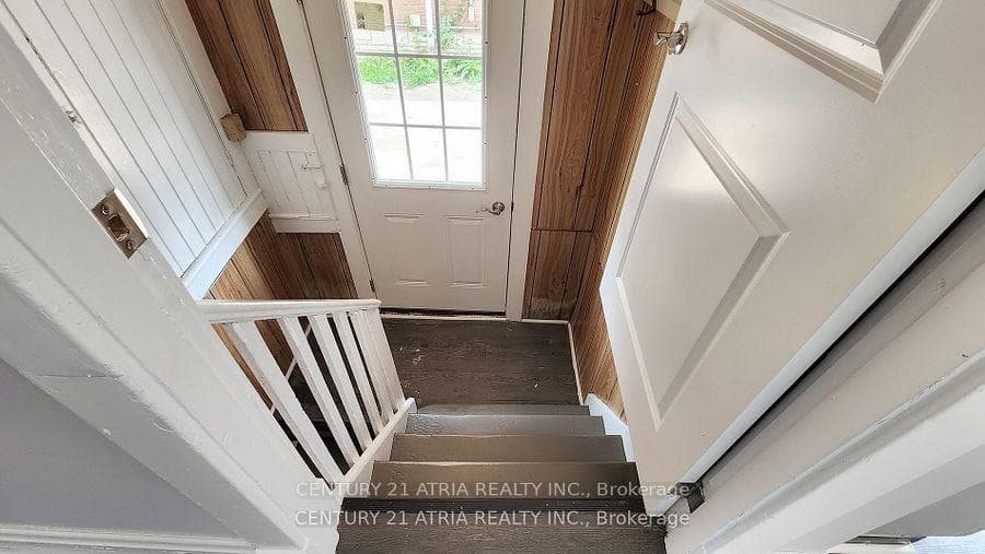 149 Adelaide Avenue photo 31