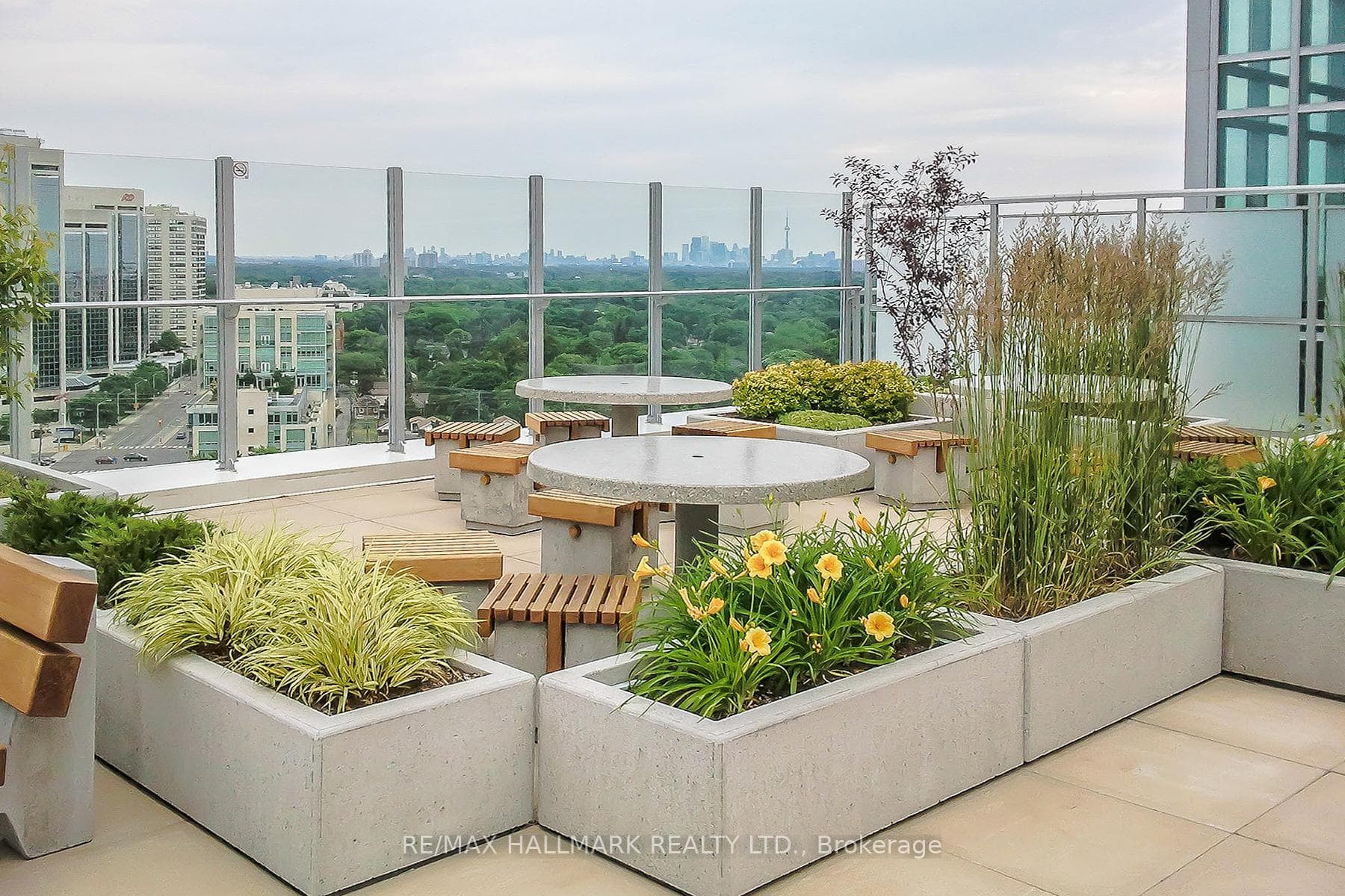 2 Fieldway Road Unit 201 photo 29