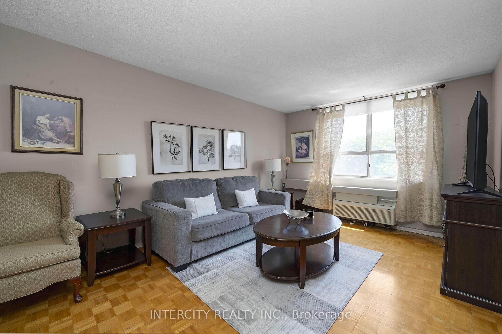 2825 Islington Avenue Unit 302 photo 9