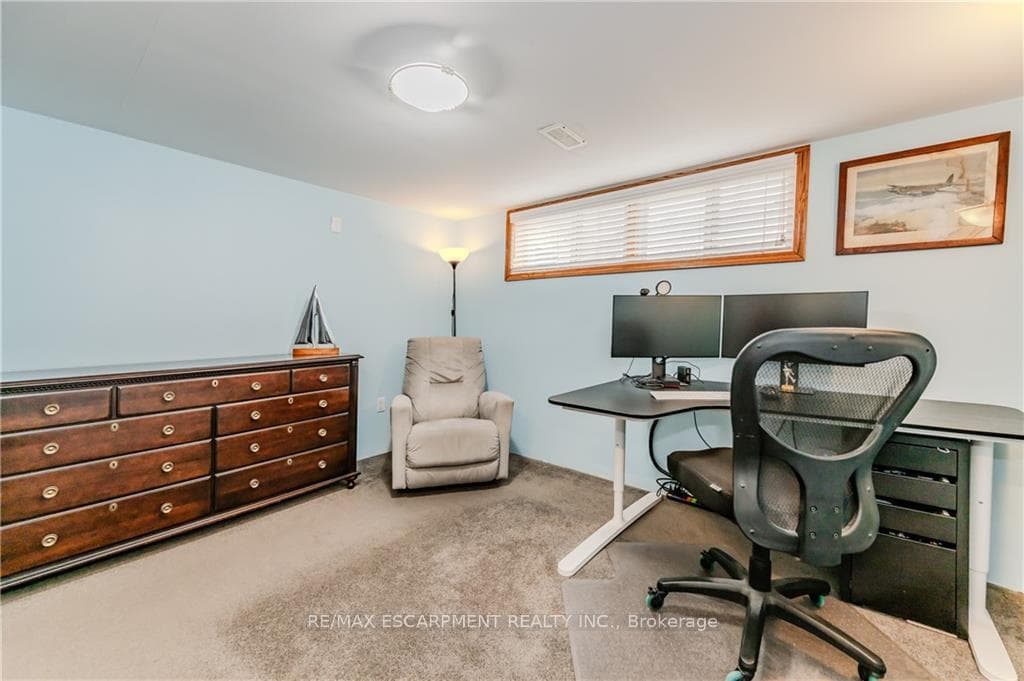 6 Avon Drive photo 27