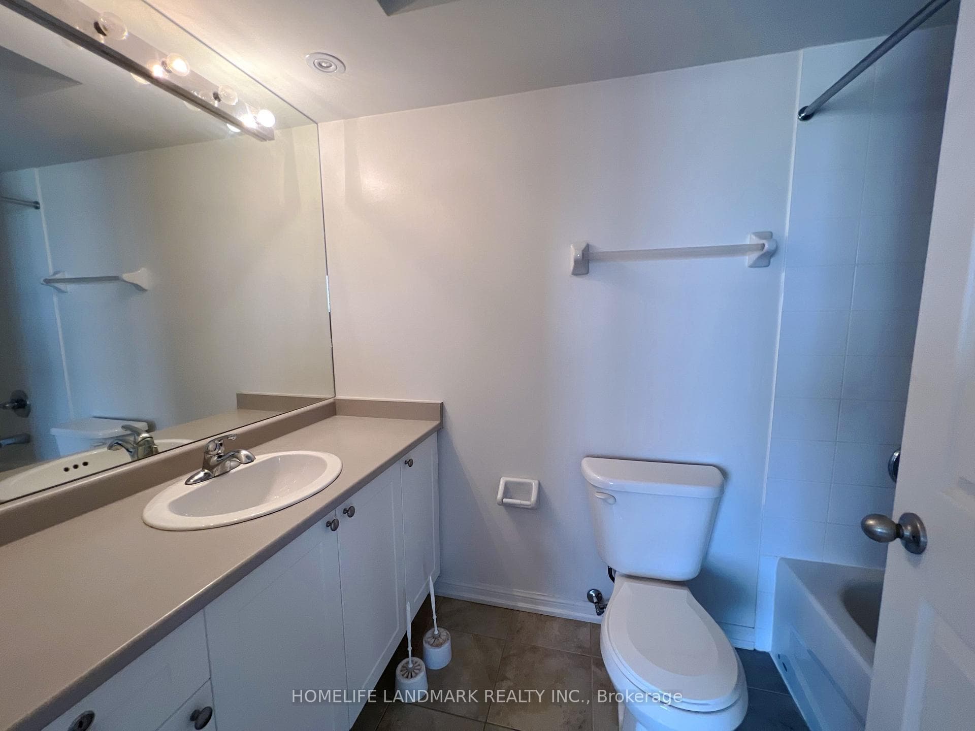 55 Burton Howard Drive photo 20