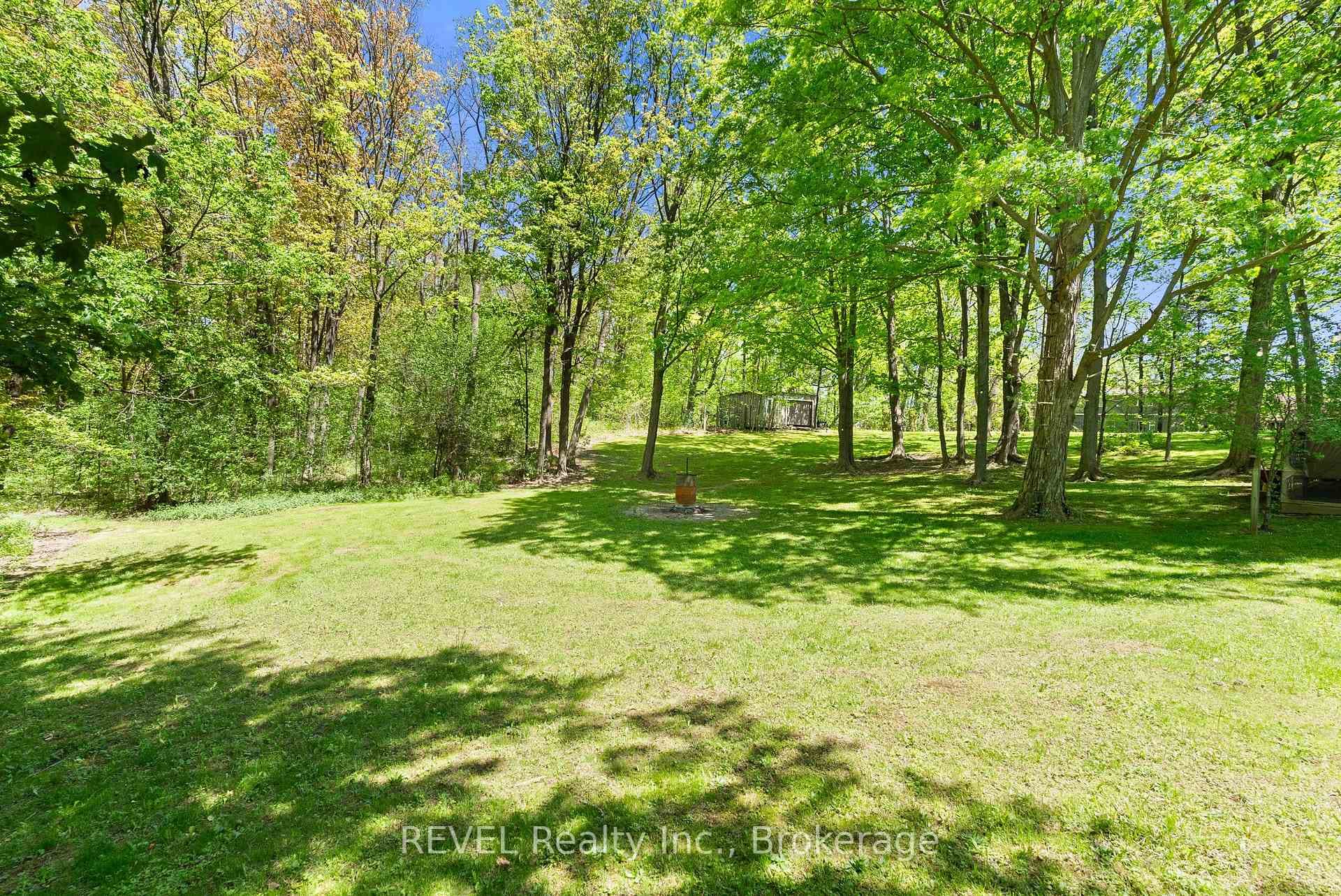 196 Warner Road photo 40