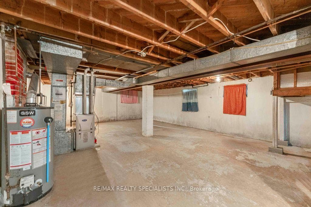 122 Cordella Avenue photo 26
