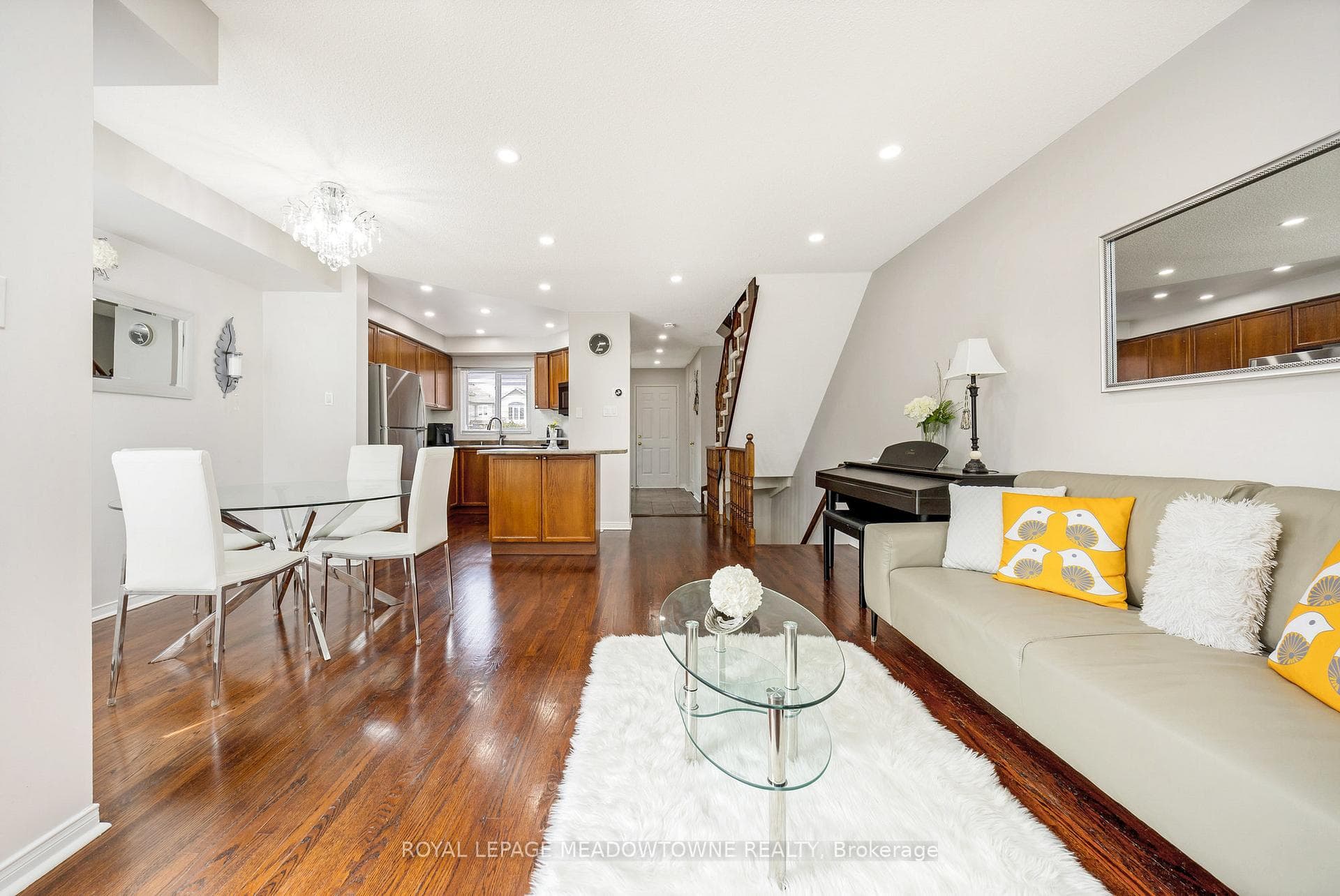 23 Emslie Street photo 11