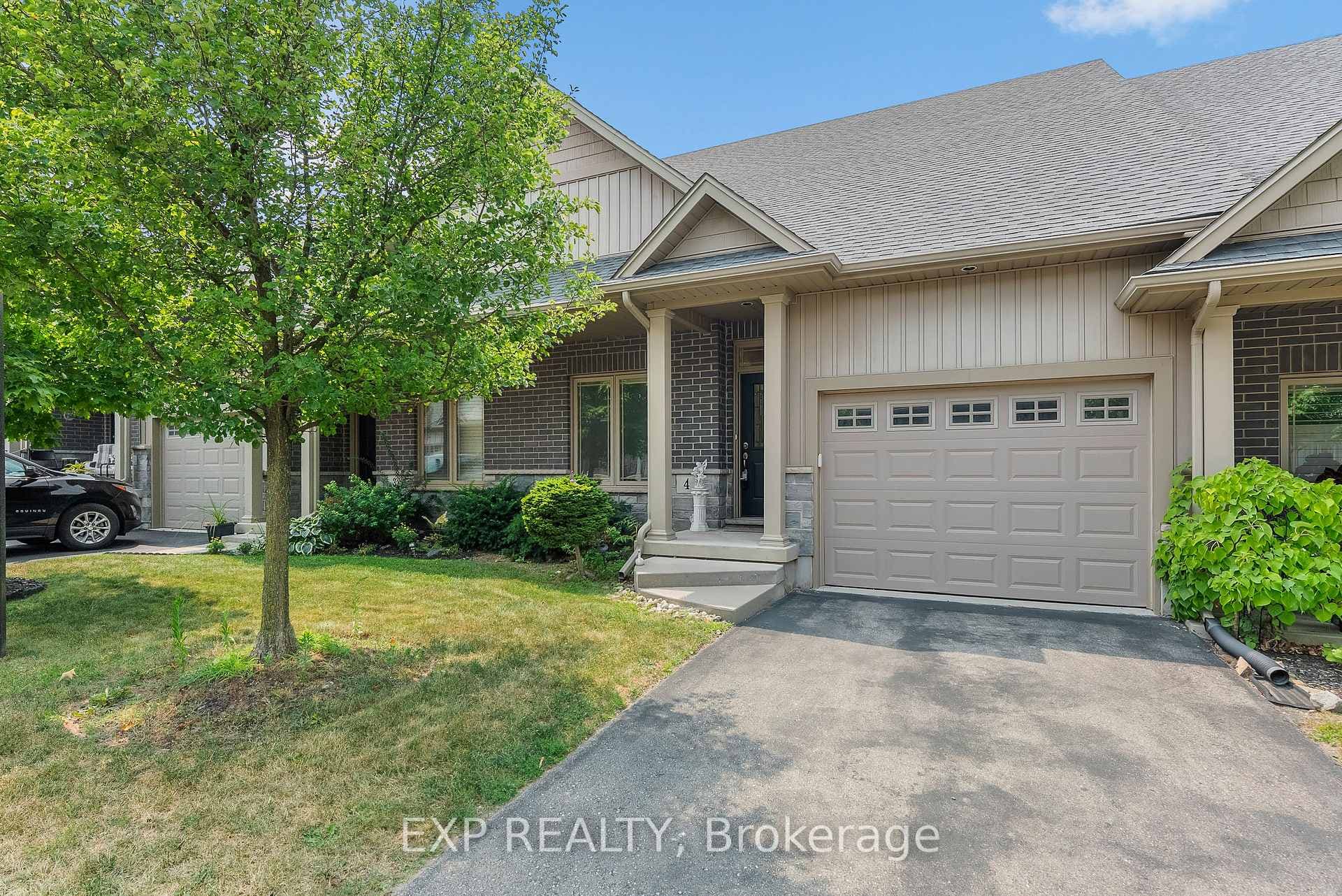 5490 Prince Edward Avenue Unit 4 photo 1