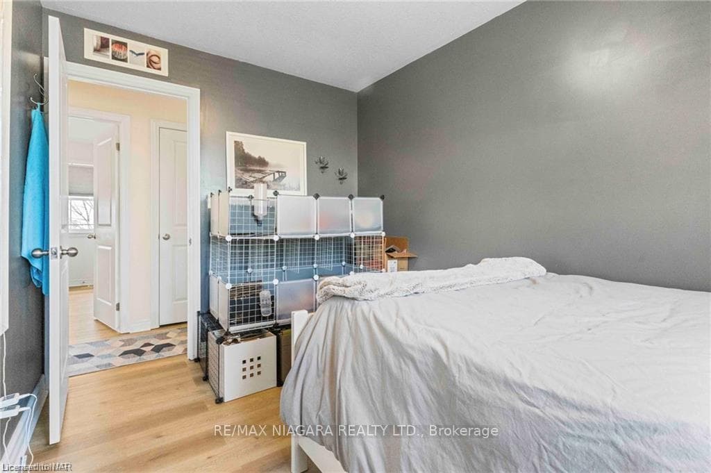 74 Chicory Crescent photo 15
