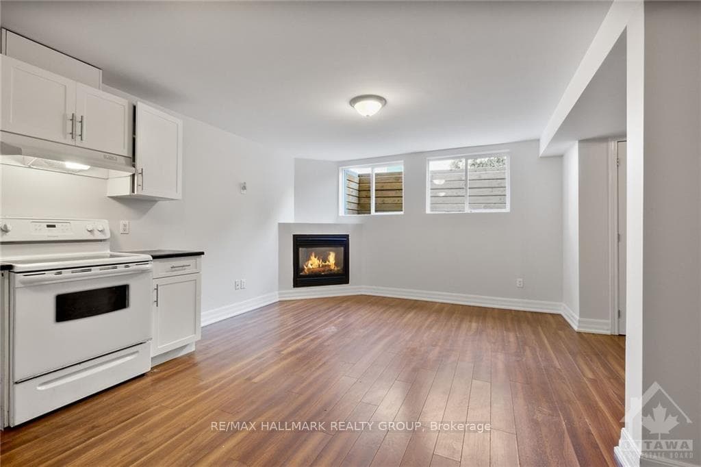 1246 CLYDE Avenue Unit B photo 7