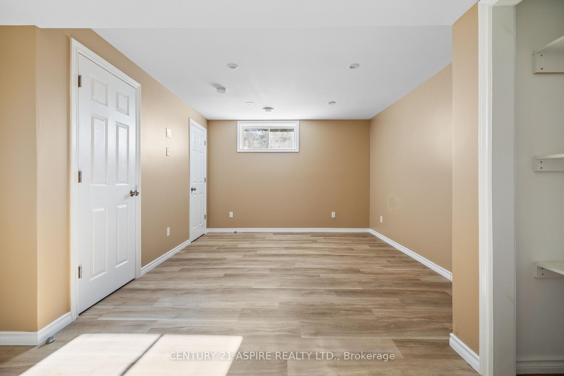 84 Sandy Beach Road photo 18