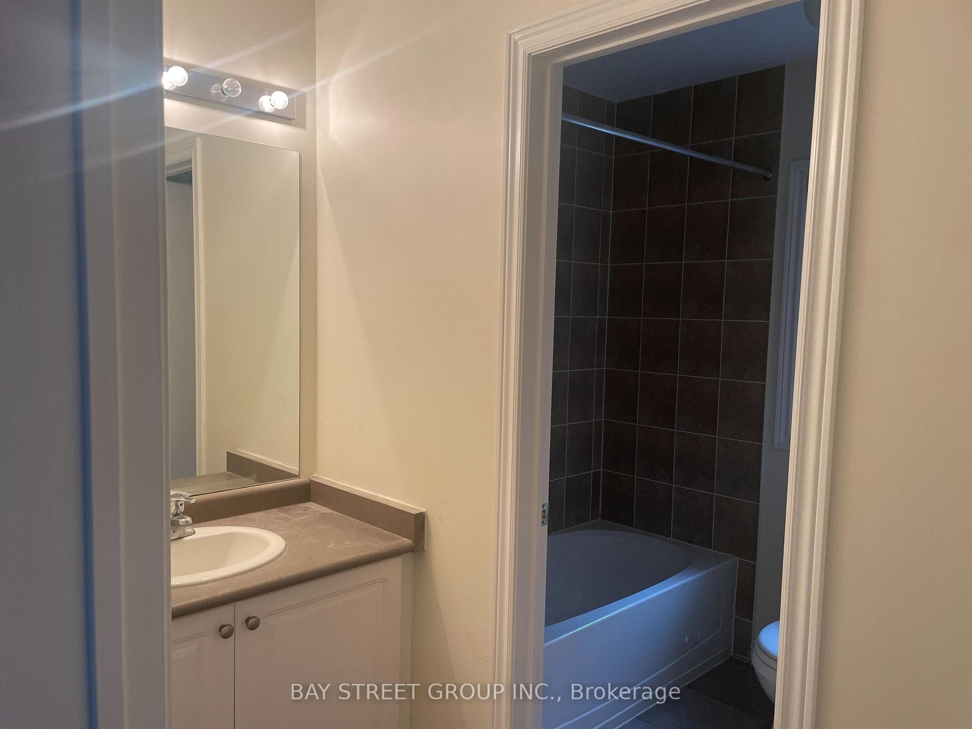 130 Greendale Avenue photo 15