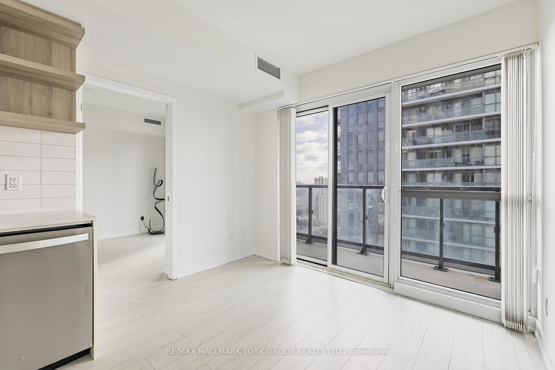 6 Sonic Way Unit 2308 photo 5