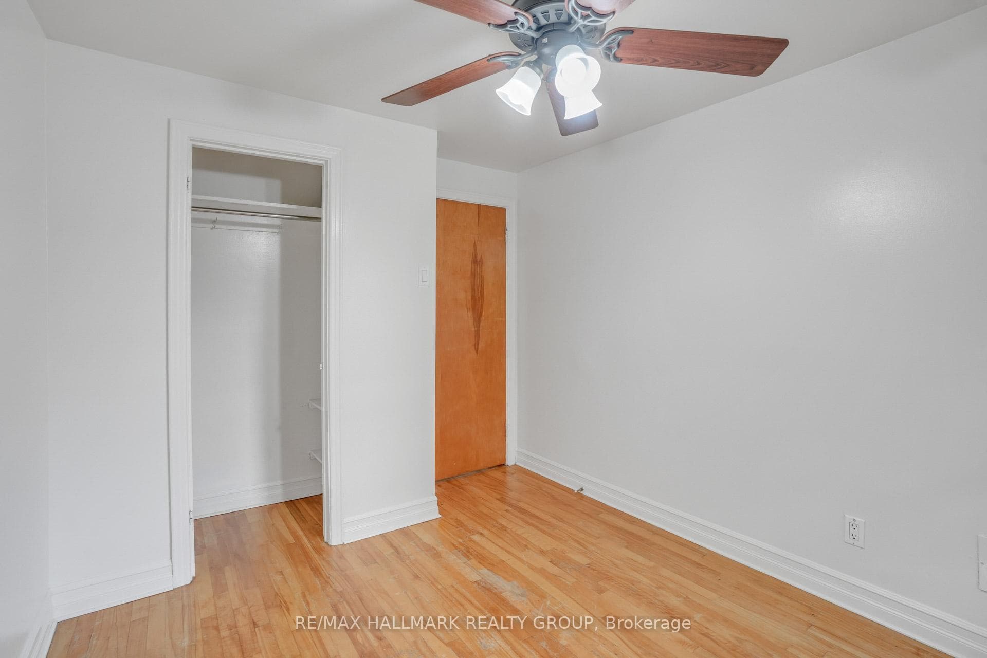 2496 Clementine Boulevard photo 22