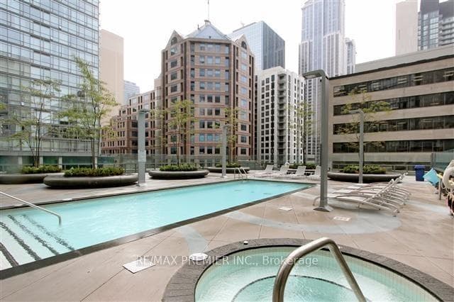 832 Bay Street Unit 3601 photo 5