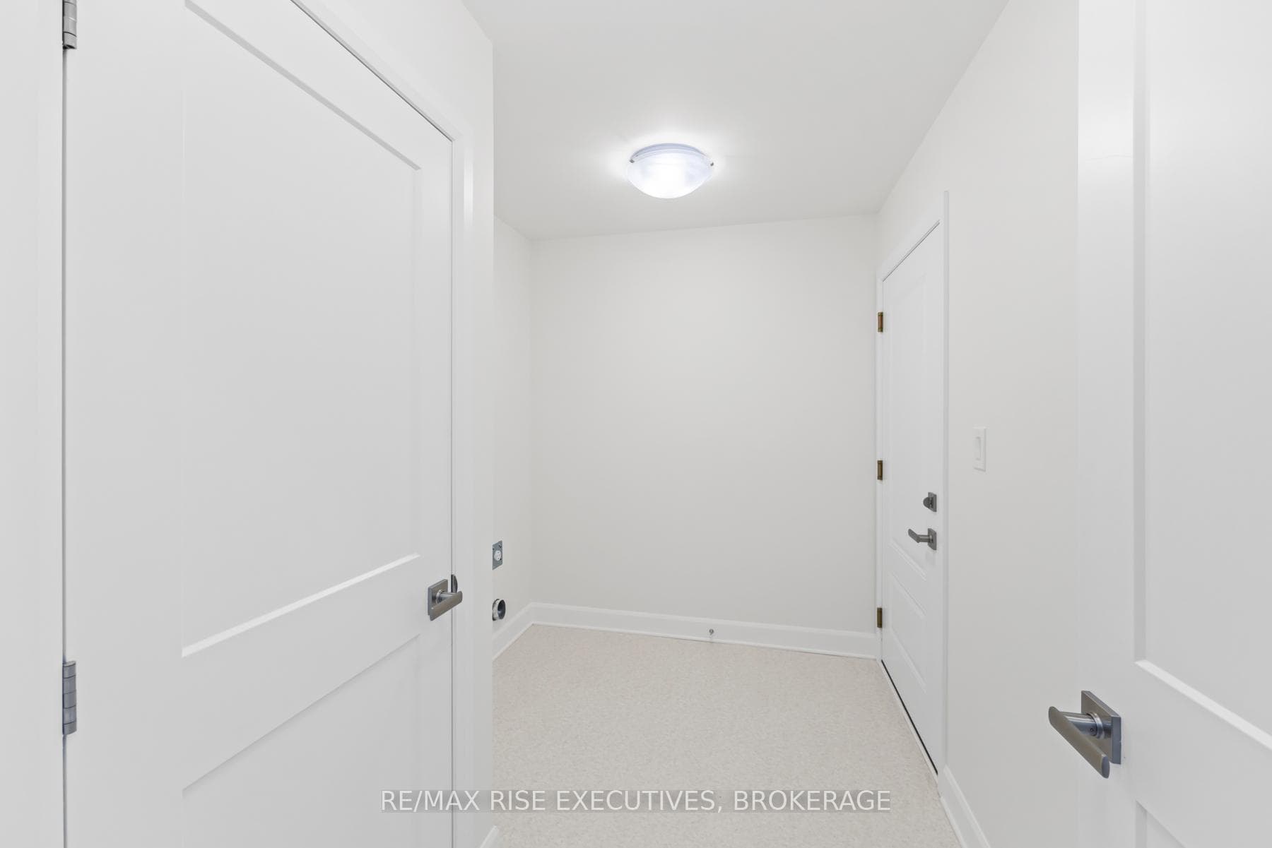 410 Buckthorn Drive photo 14