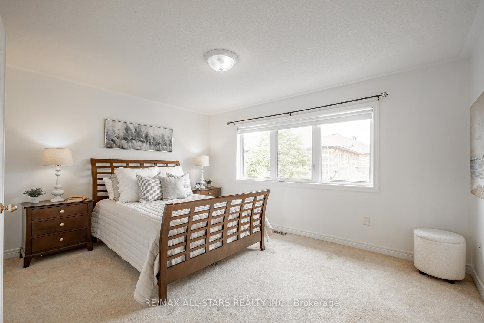 69 Mantle Avenue photo 27