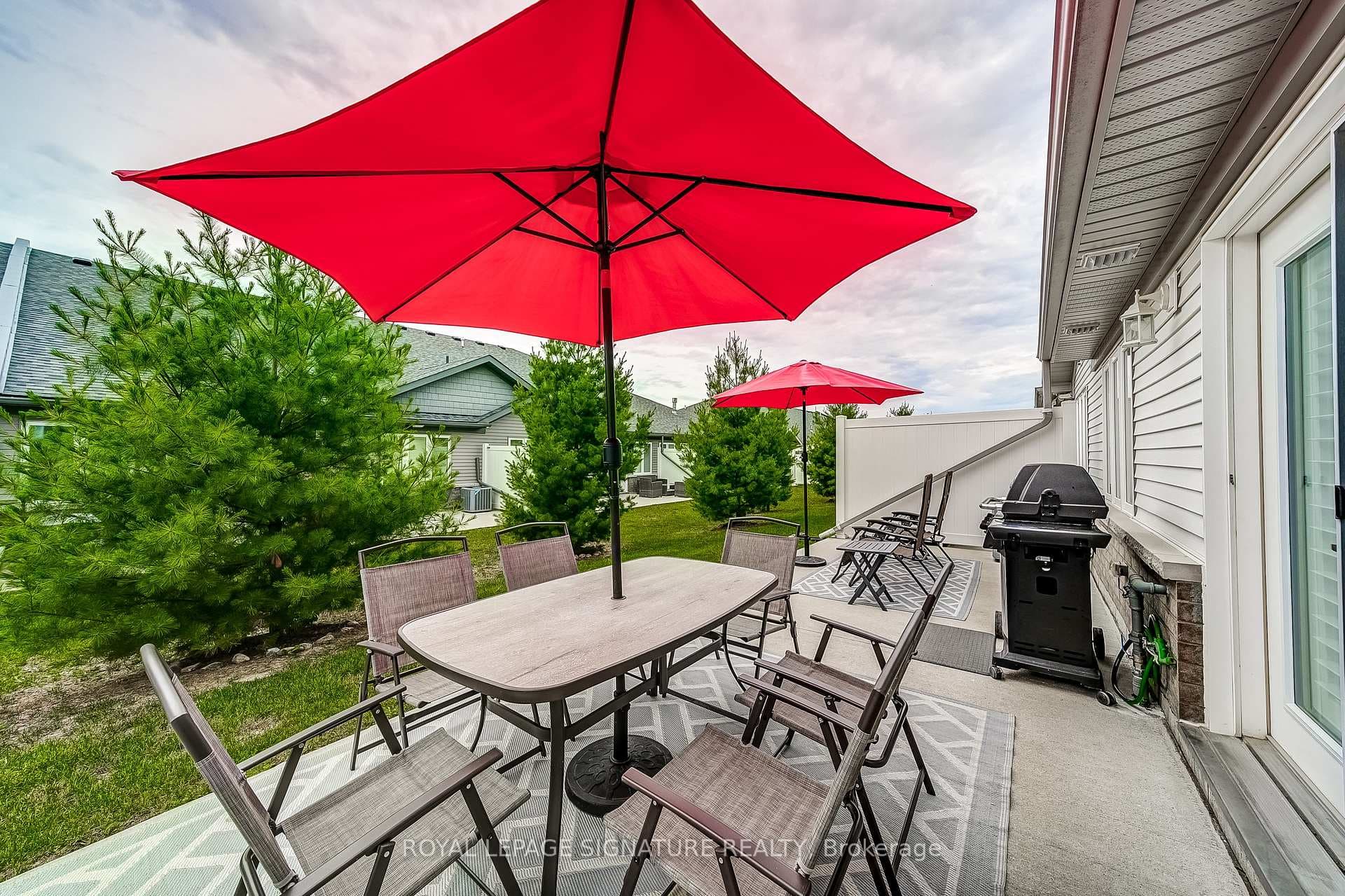 61 Ivy Crescent photo 32