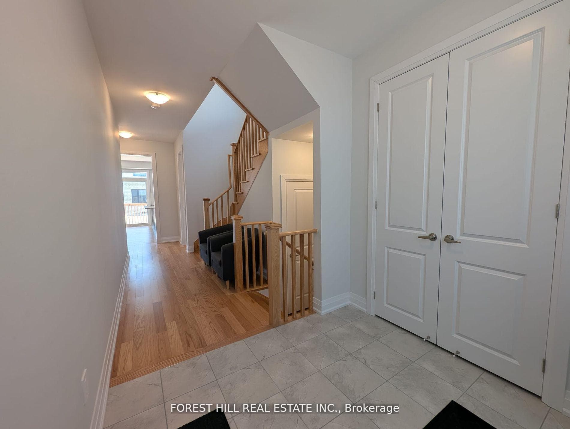 146 St Joseph Road photo 7