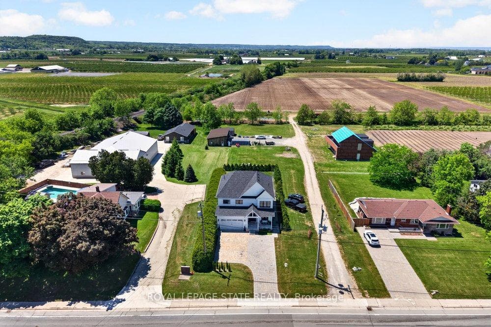 4286 Victoria Avenue photo 44