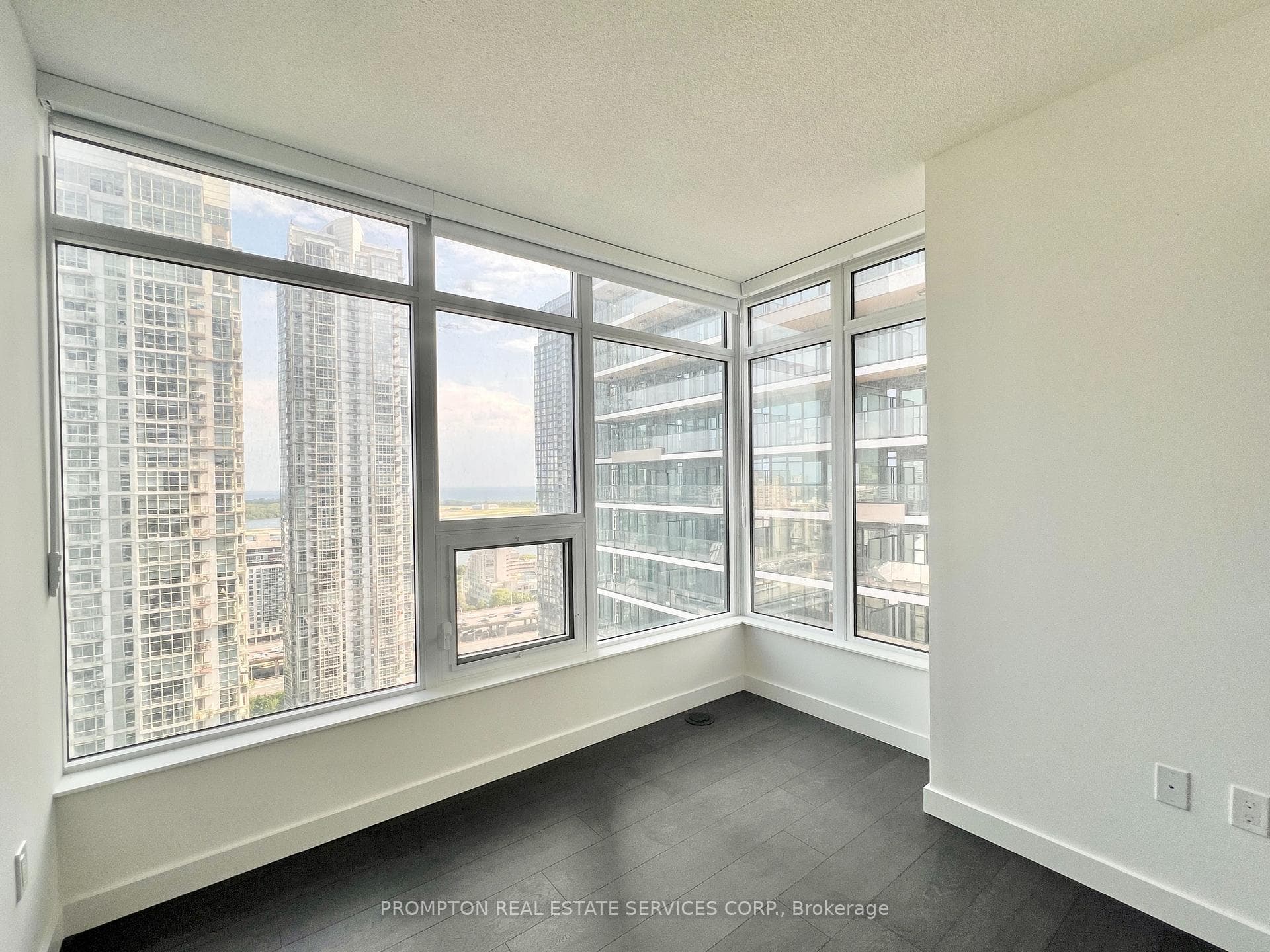 1 Concord Cityplace Way Unit 2810 photo 11