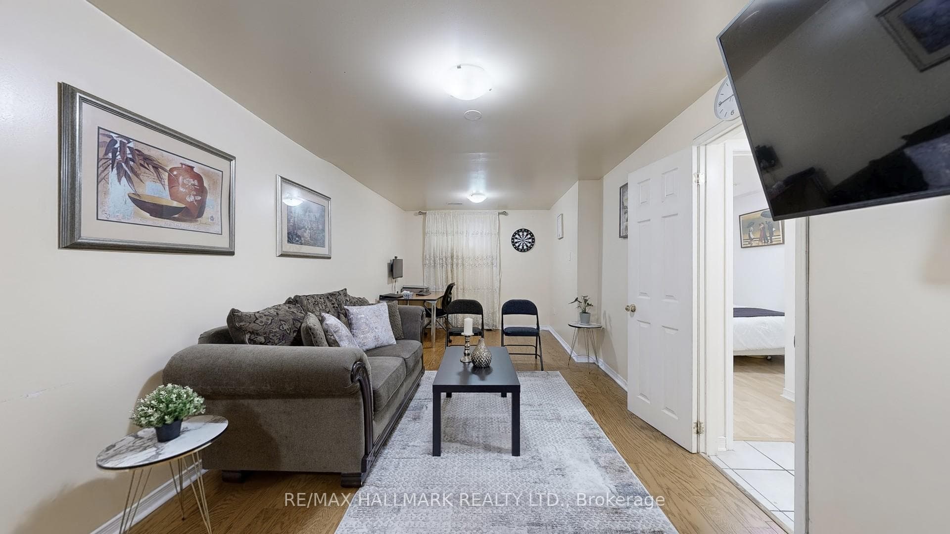 5 Ecclesfield Drive photo 33