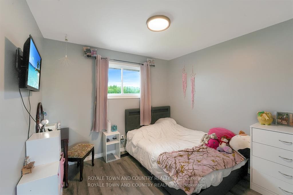 212 McGuire Beach Road photo 15