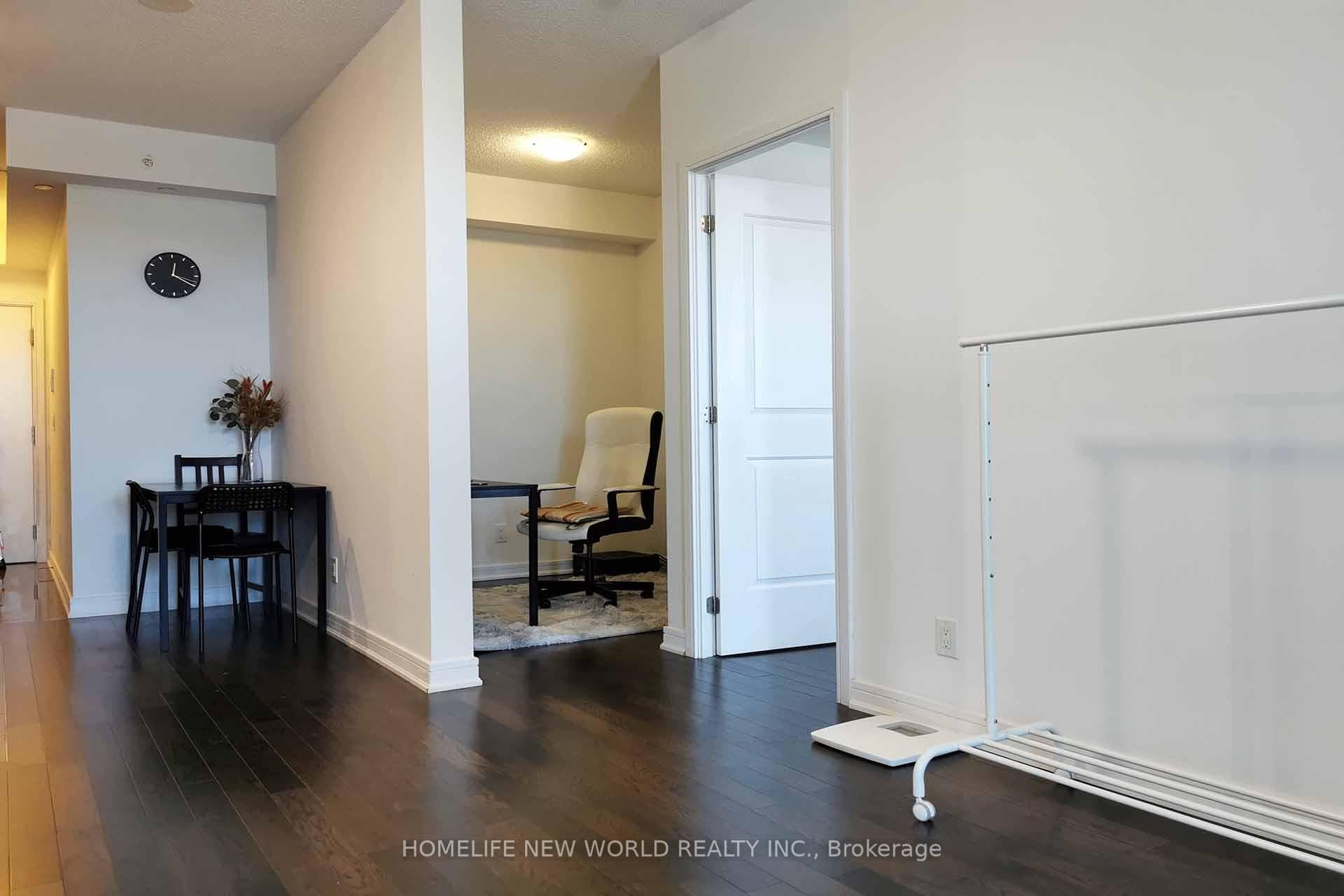 9201 Yonge Street Unit 2301 photo 11