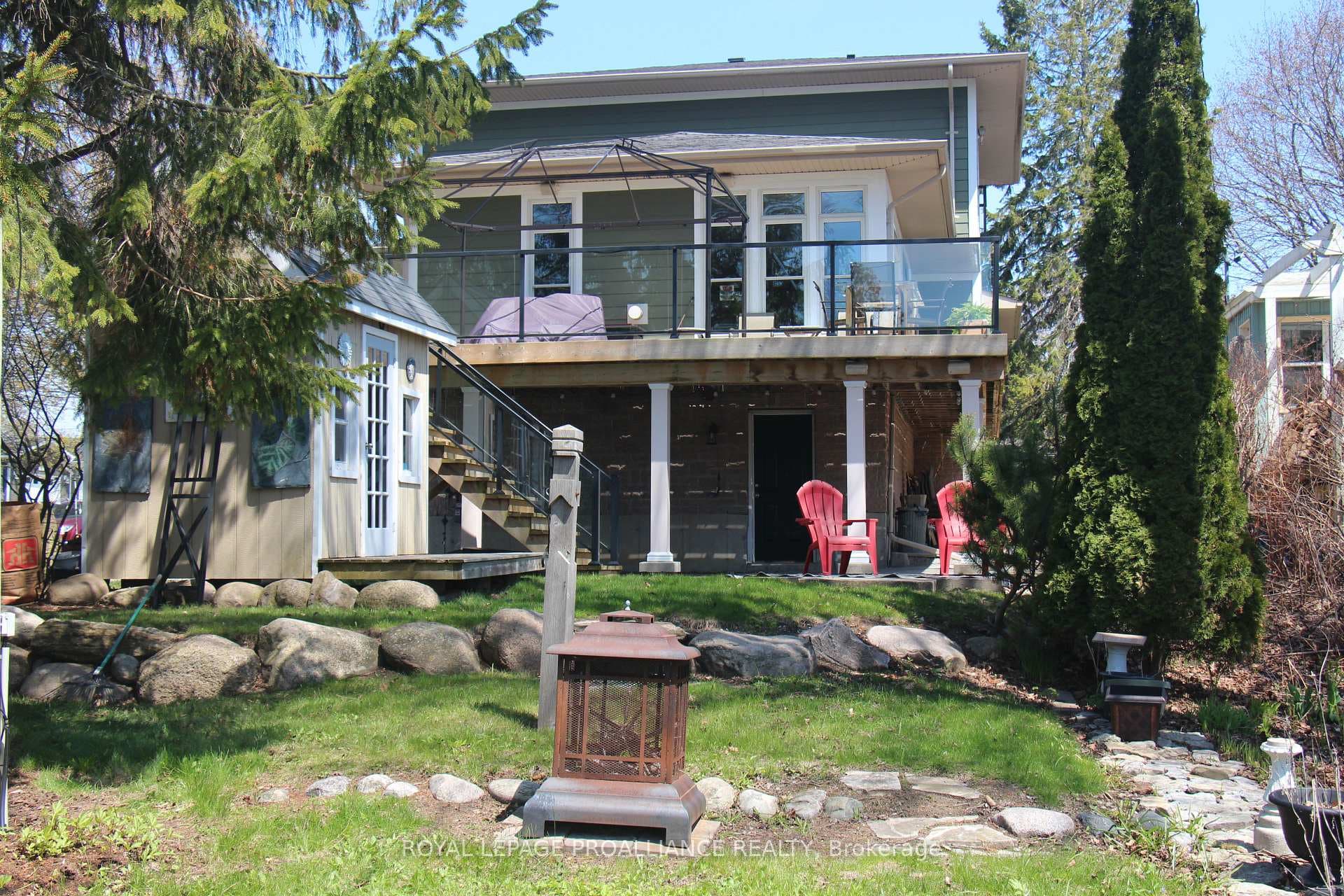 215 Water Street photo 3