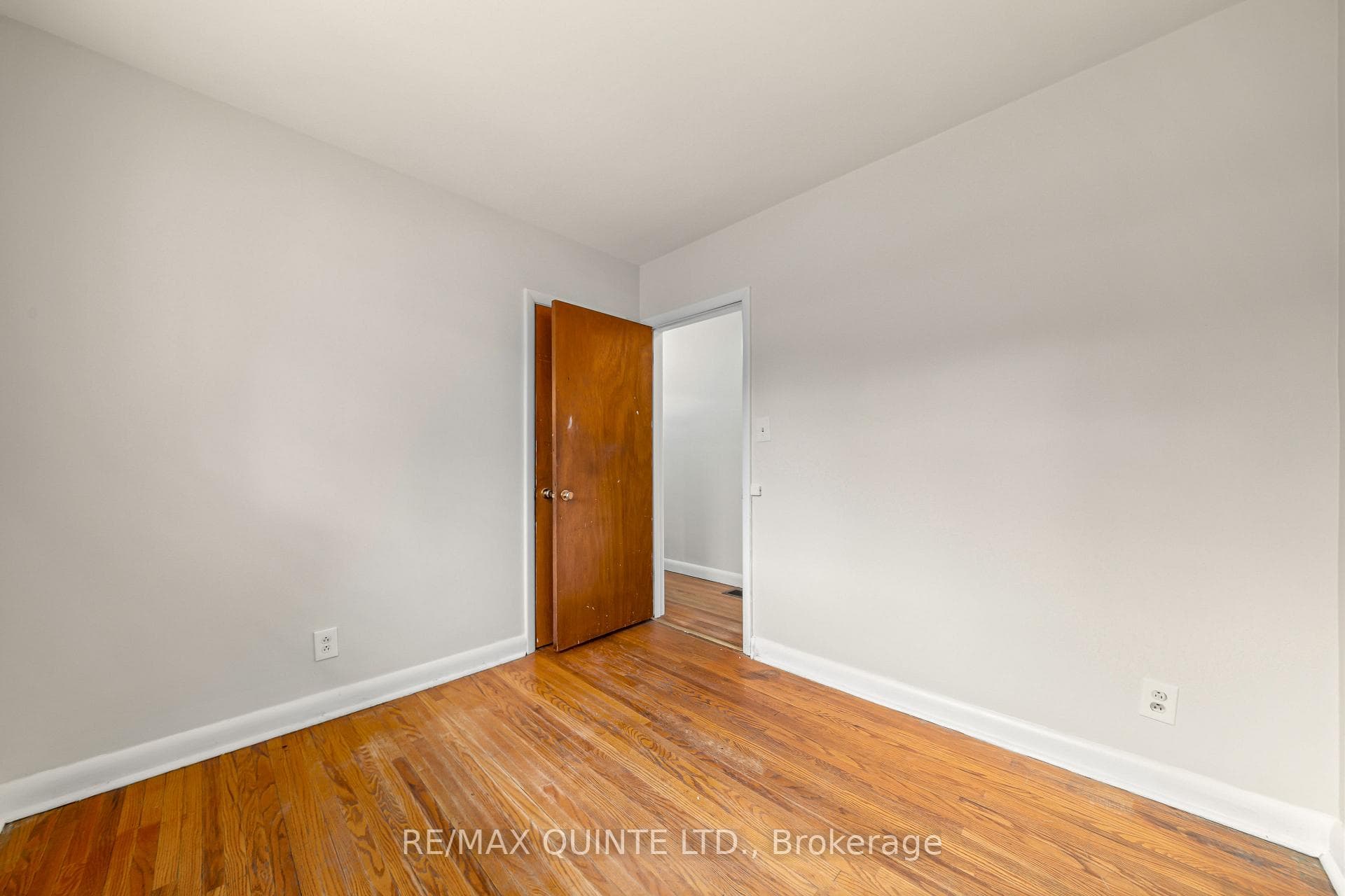 27 Lambert Drive photo 13