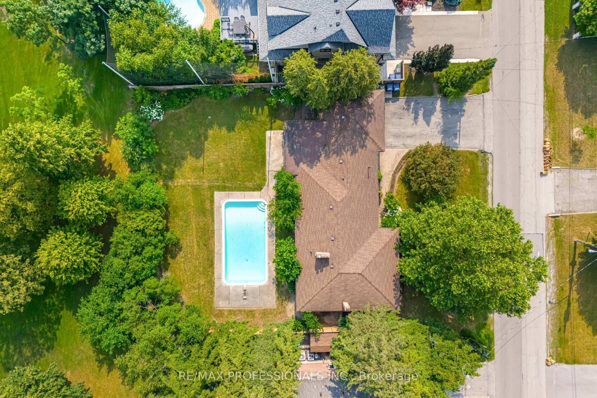 55 Bywood Drive photo 6