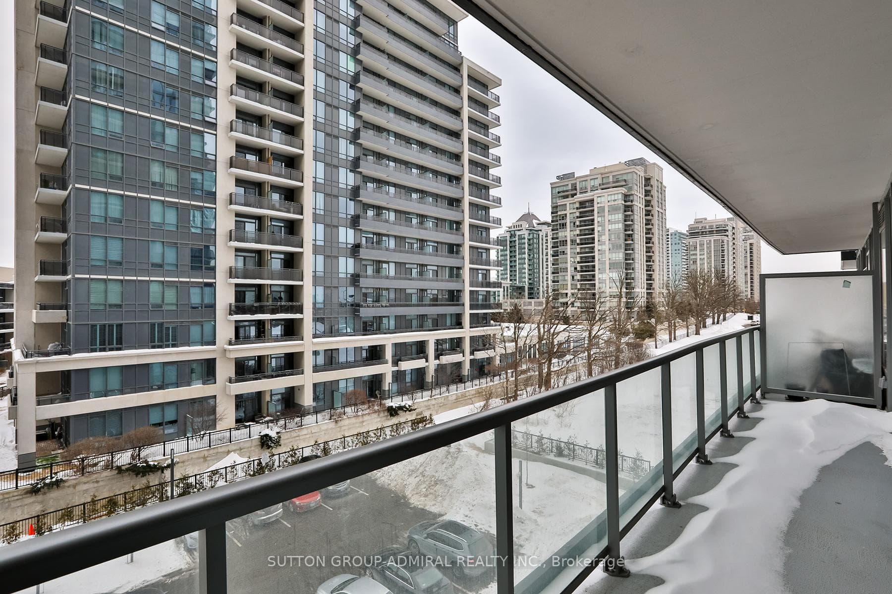 20 Gatineau Drive Unit 412E photo 21