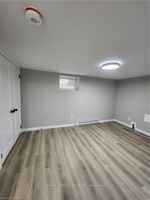261 CLARENCE Street Unit MAIN photo 12