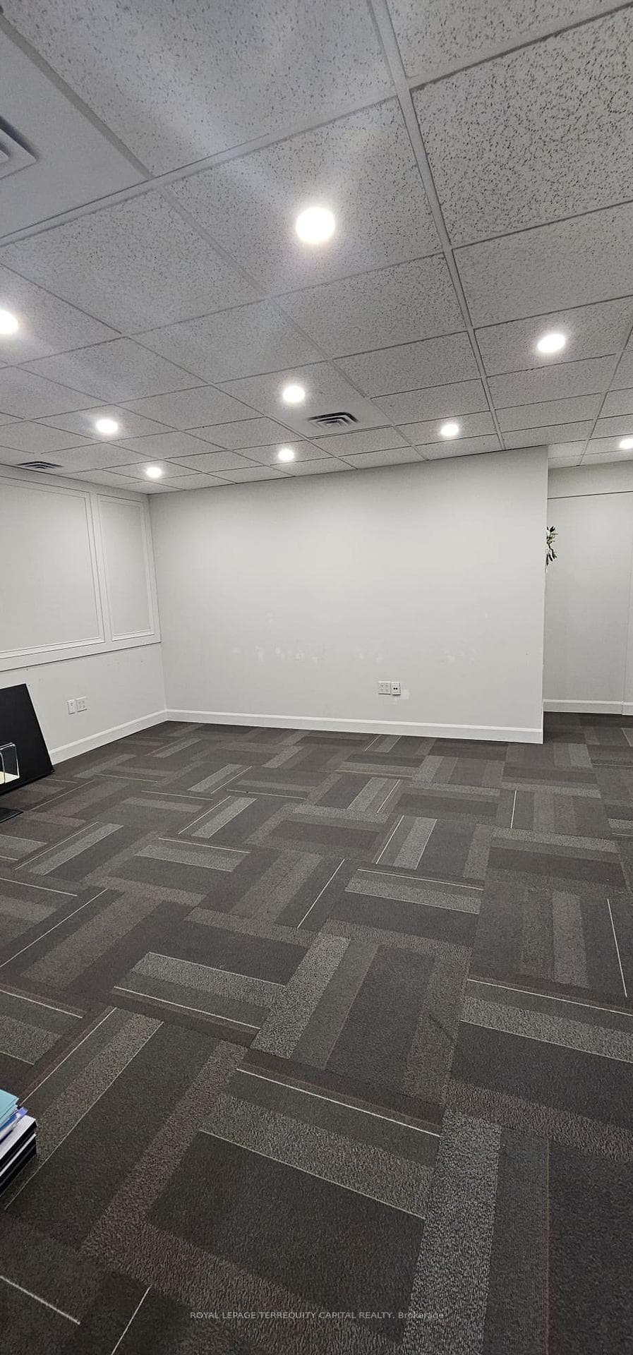 8300 Yonge Street Unit 201 photo 16